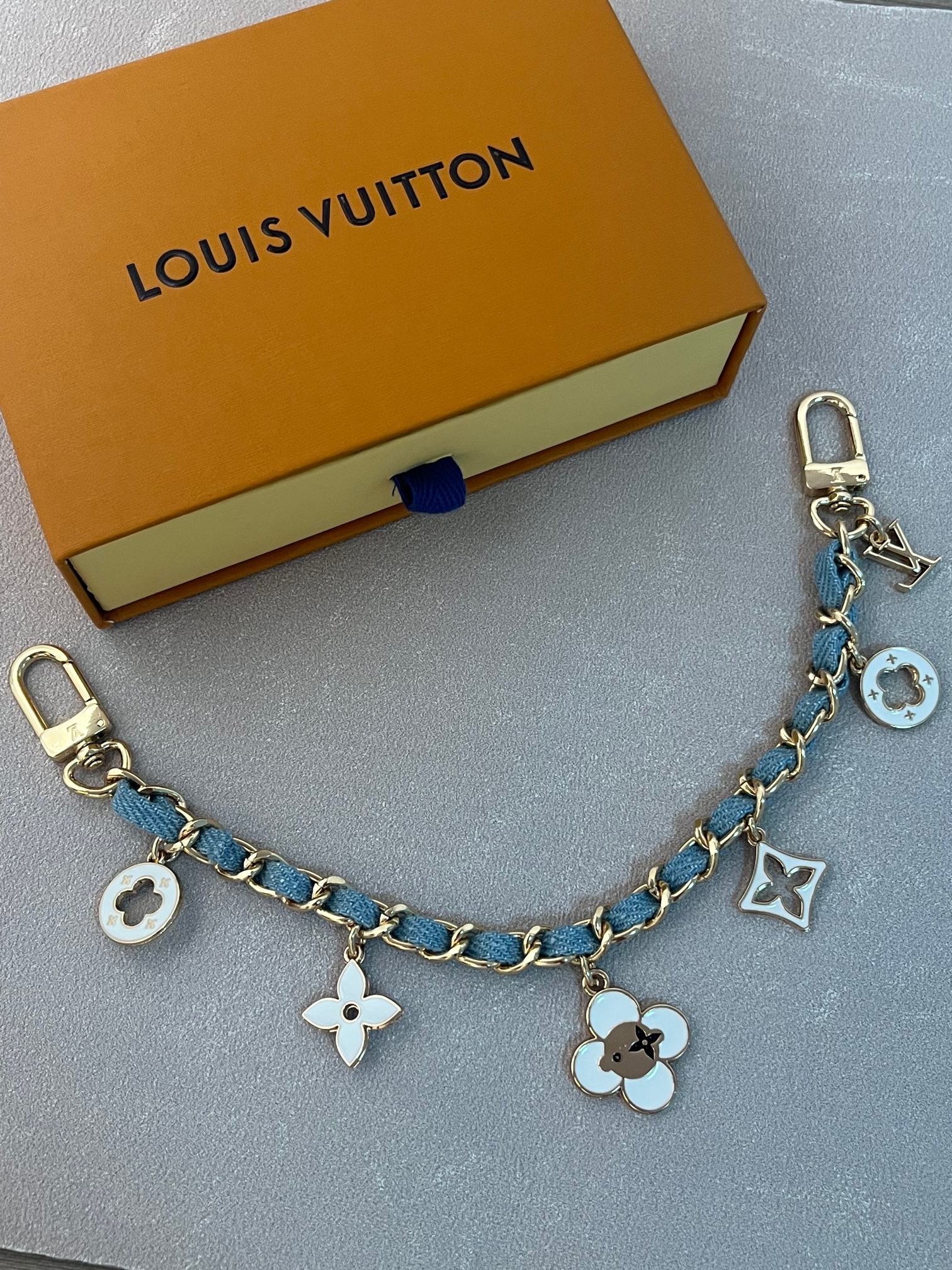 LuxluxHouse Best Quality Accessories Keychain Louis Vuitton