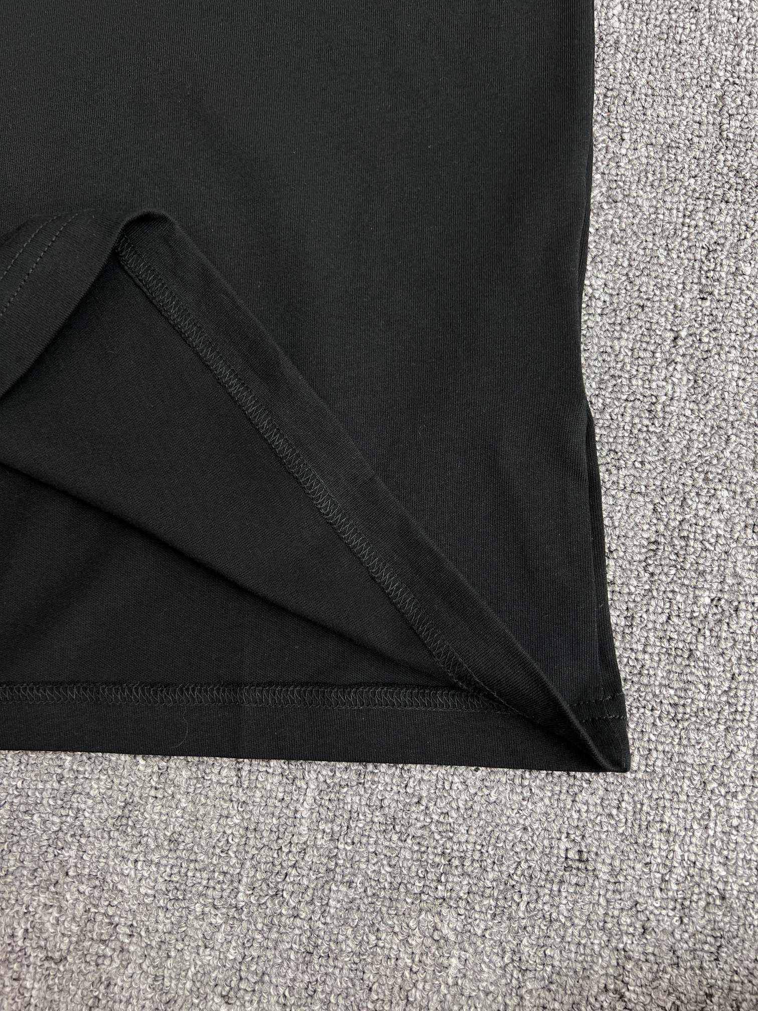 LuxluxHouse Best Quality Clothes T-shirt Loewe