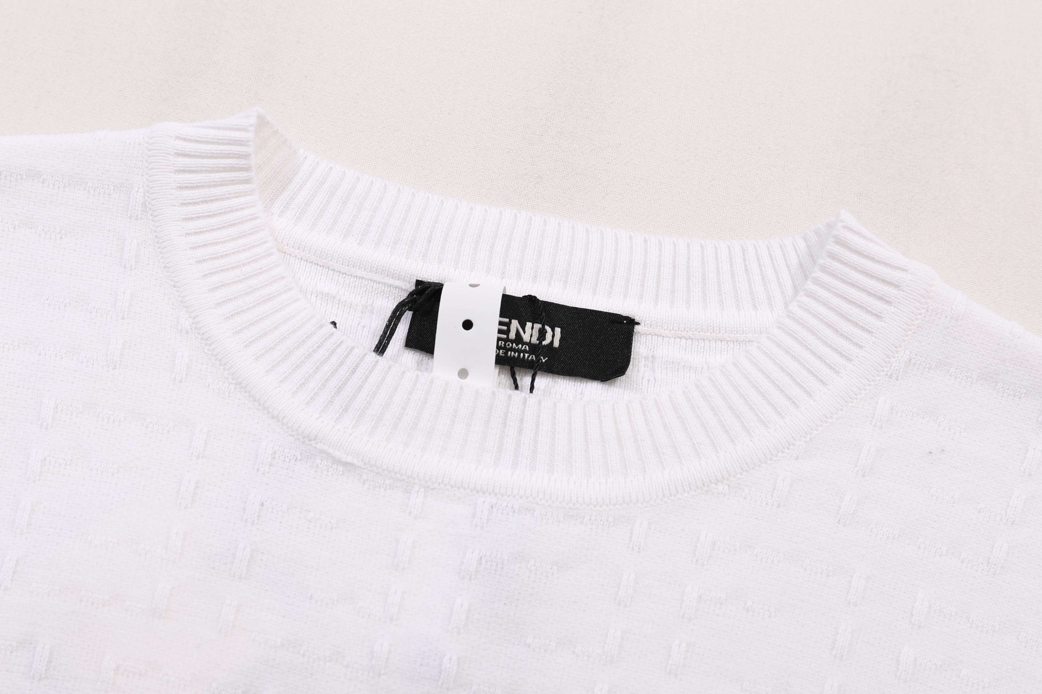 LuxluxHouse Best Quality Clothes Fendi T-shirt