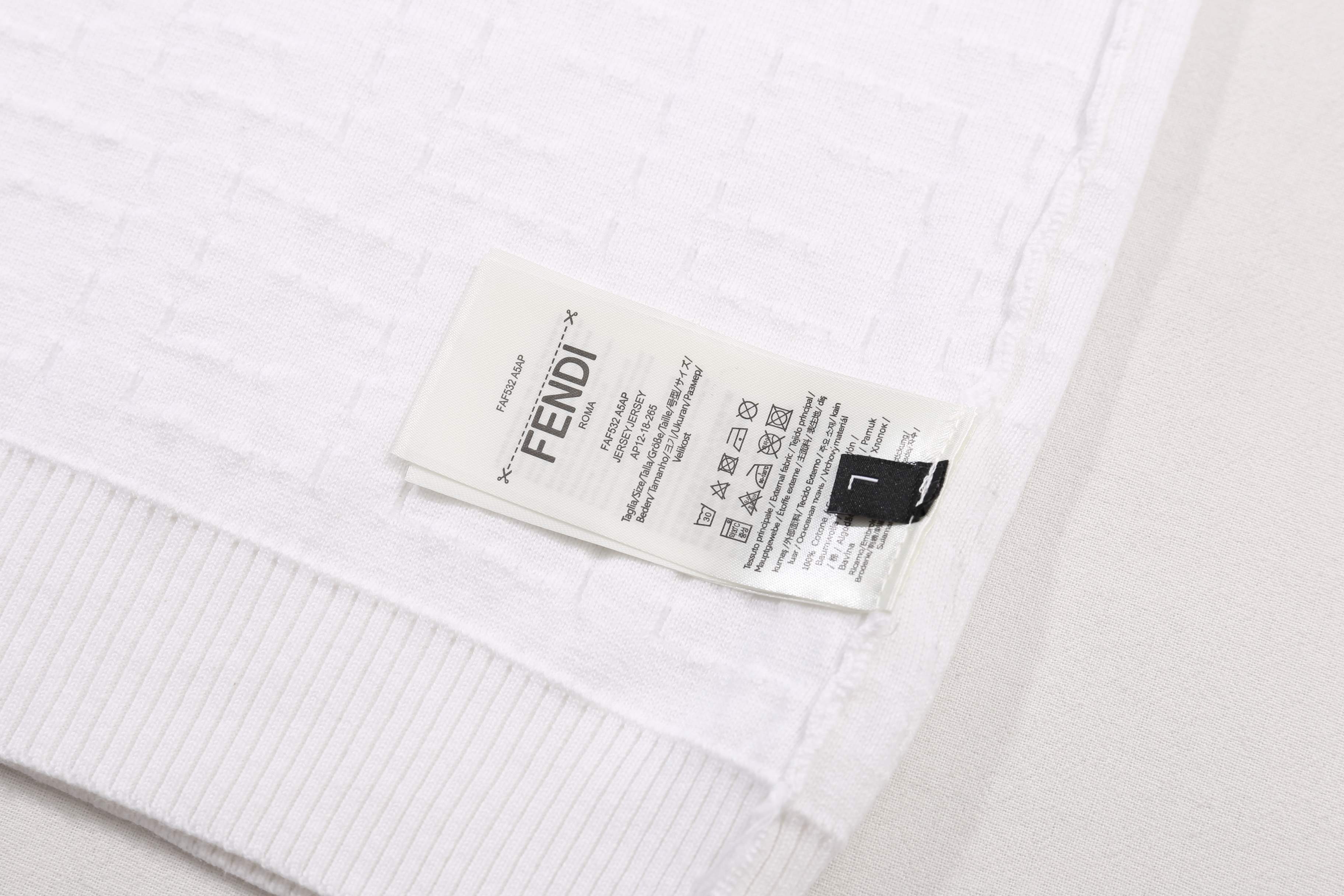 LuxluxHouse Best Quality Clothes Fendi T-shirt