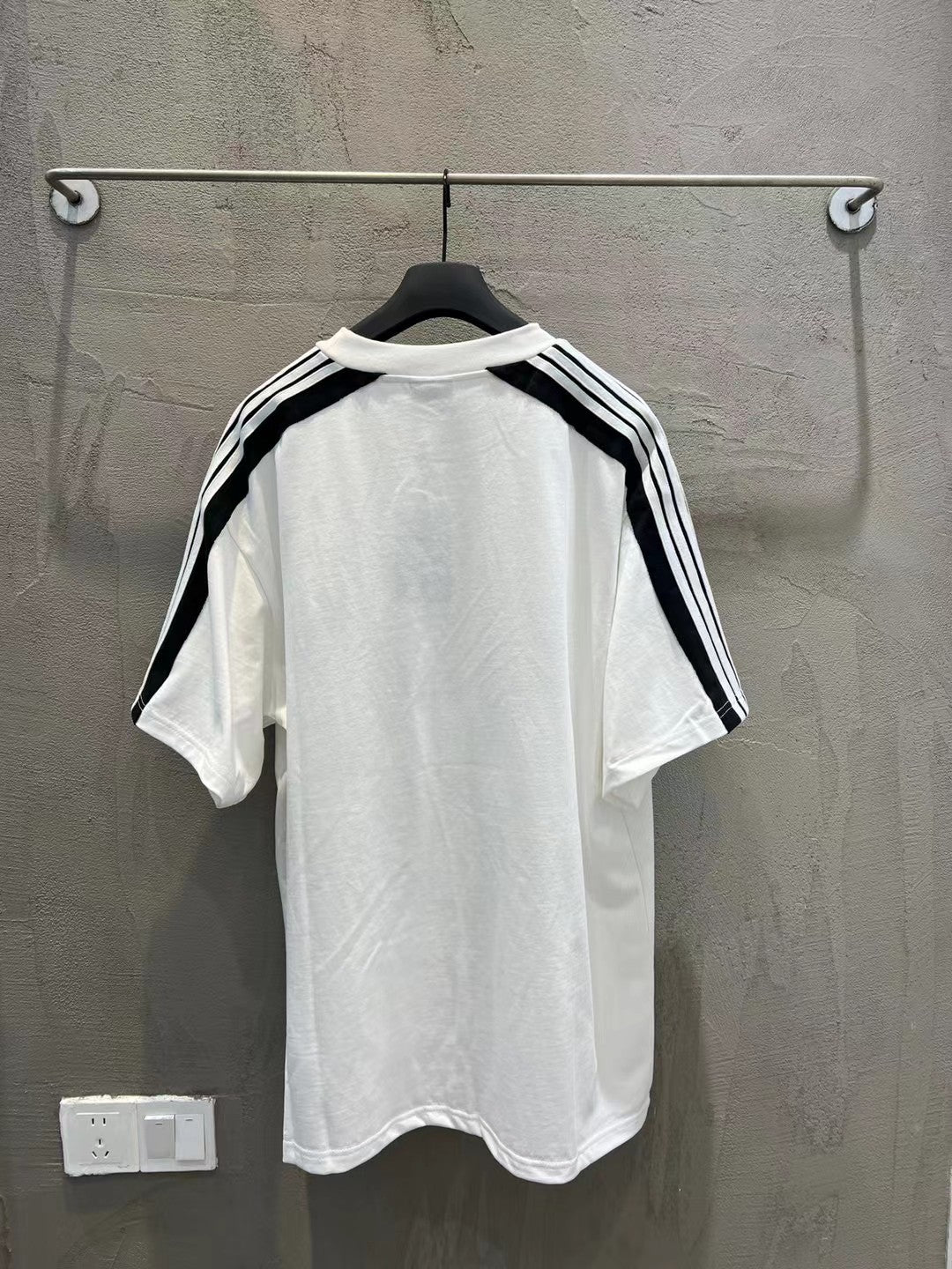 LuxluxHouse Best Quality Clothes Balenciaga T-shirt