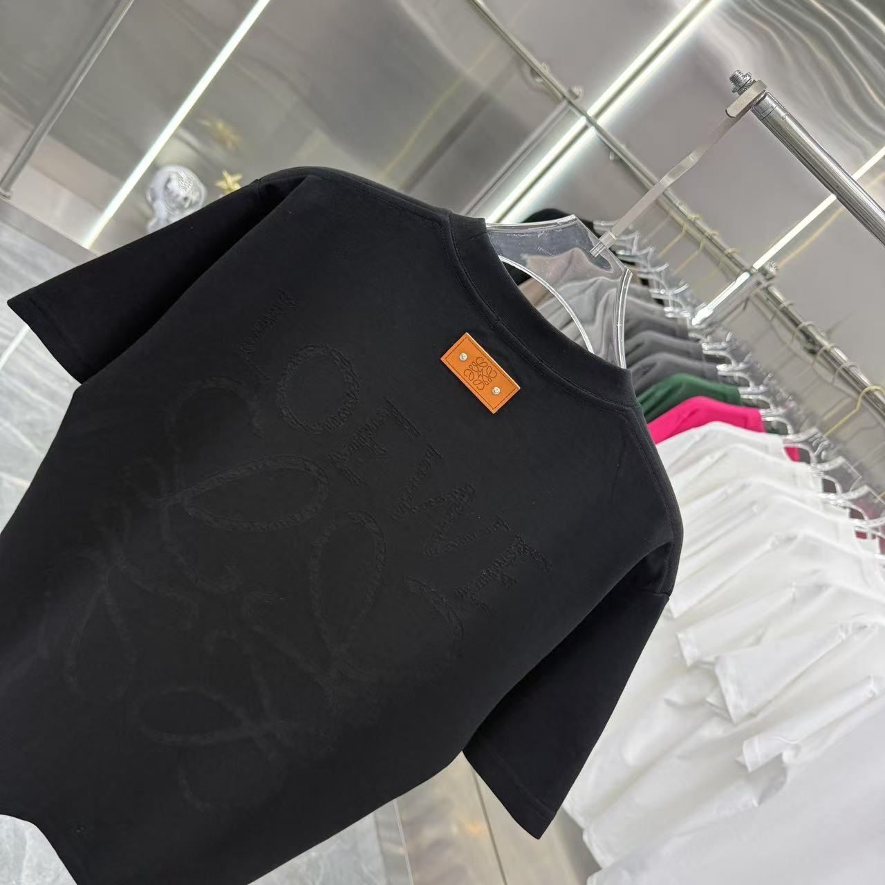 LuxluxHouse Best Quality Clothes T-shirt Loewe