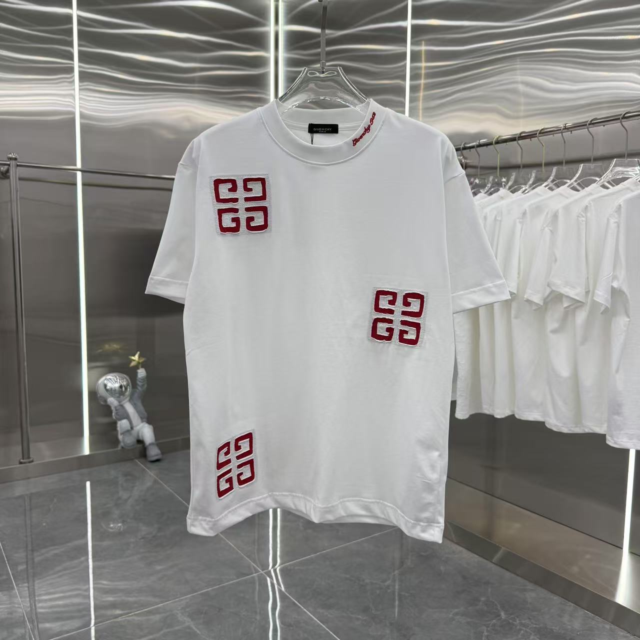 LuxluxHouse Best Quality Clothes Givenchy T-shirt
