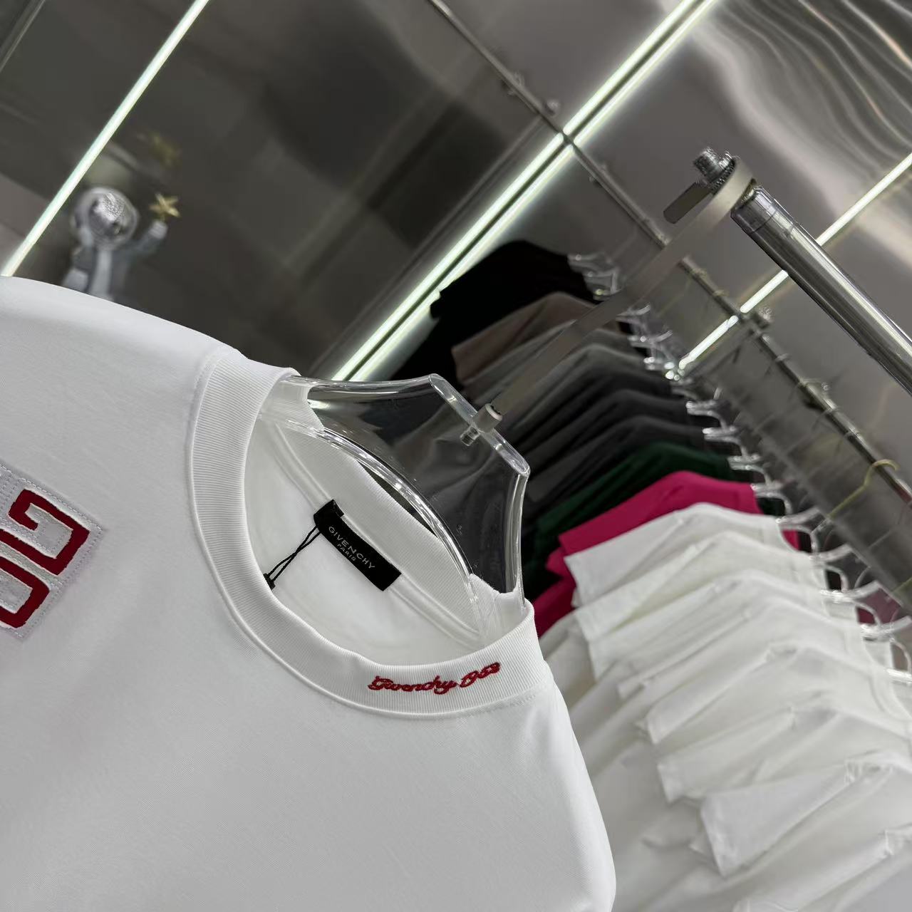 LuxluxHouse Best Quality Clothes Givenchy T-shirt