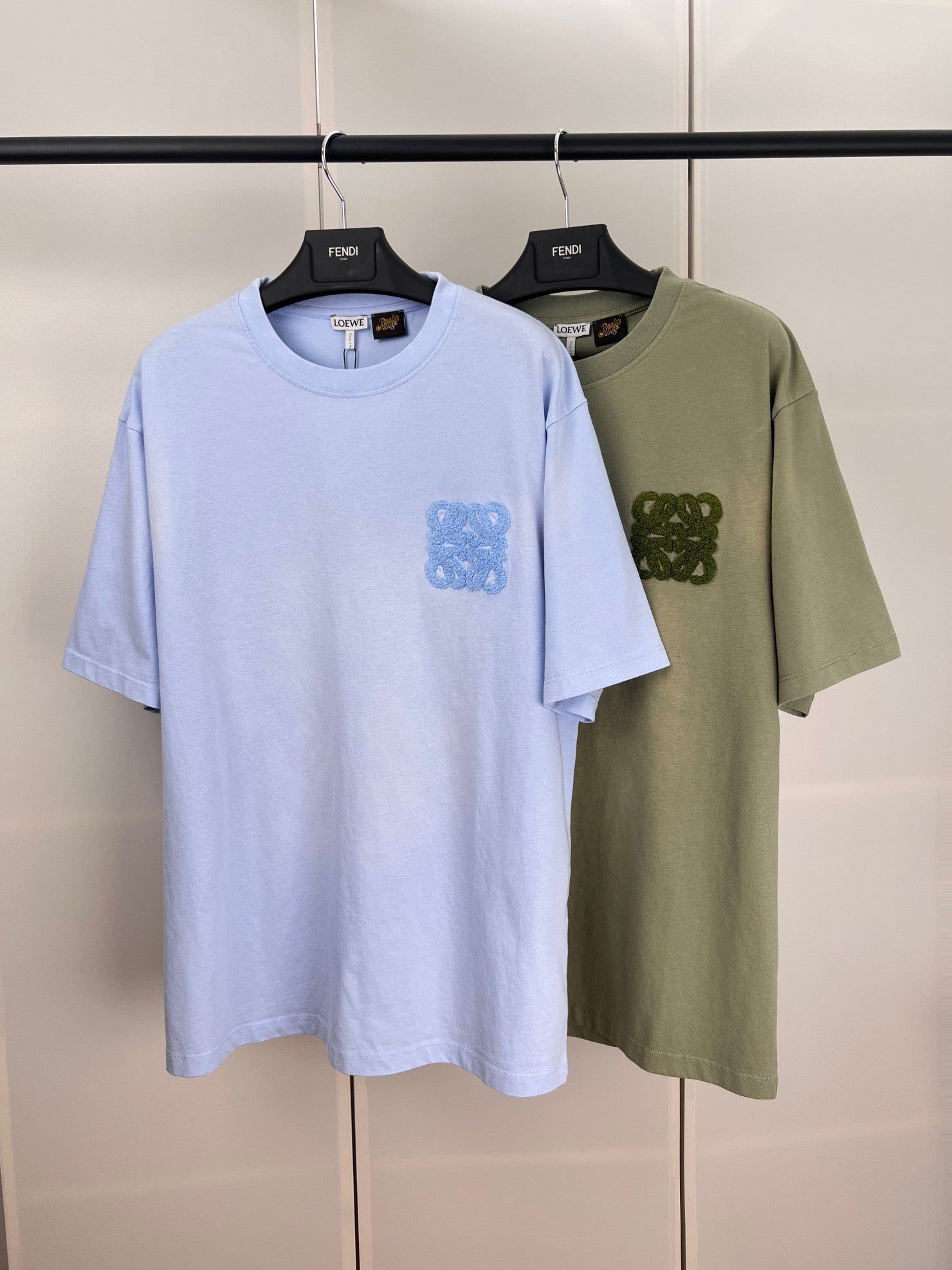 LuxluxHouse Best Quality Clothes T-shirt Loewe