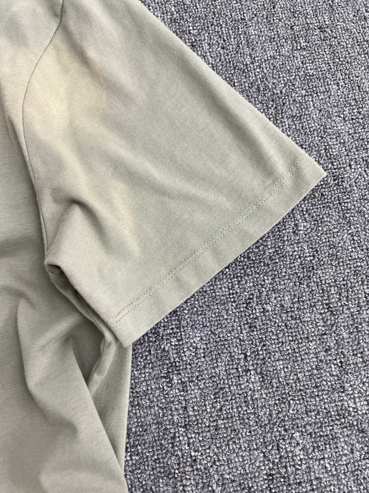 LuxluxHouse Best Quality Clothes T-shirt Loewe