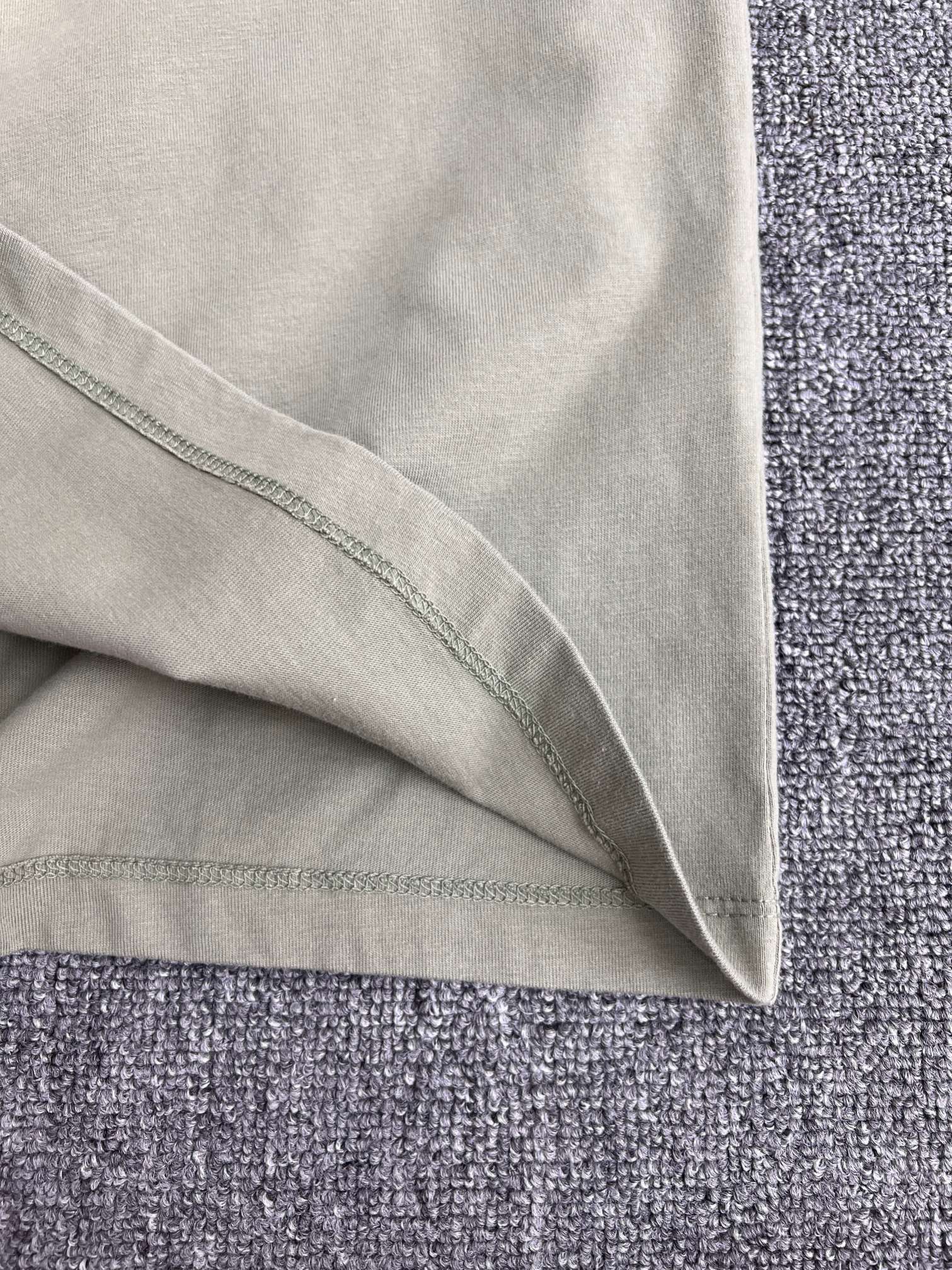 LuxluxHouse Best Quality Clothes T-shirt Loewe