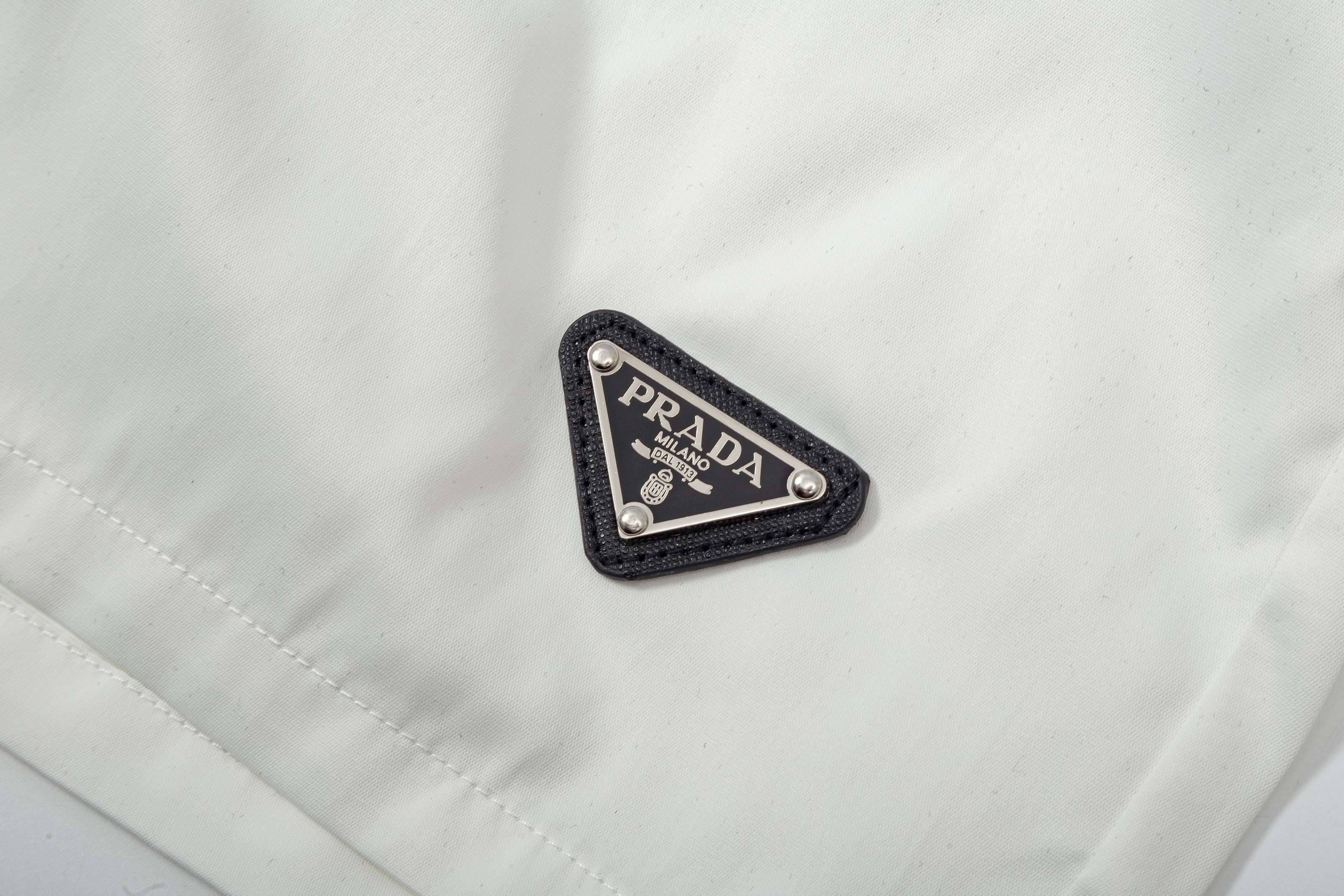 LuxluxHouse Best Quality Clothes Pants Prada