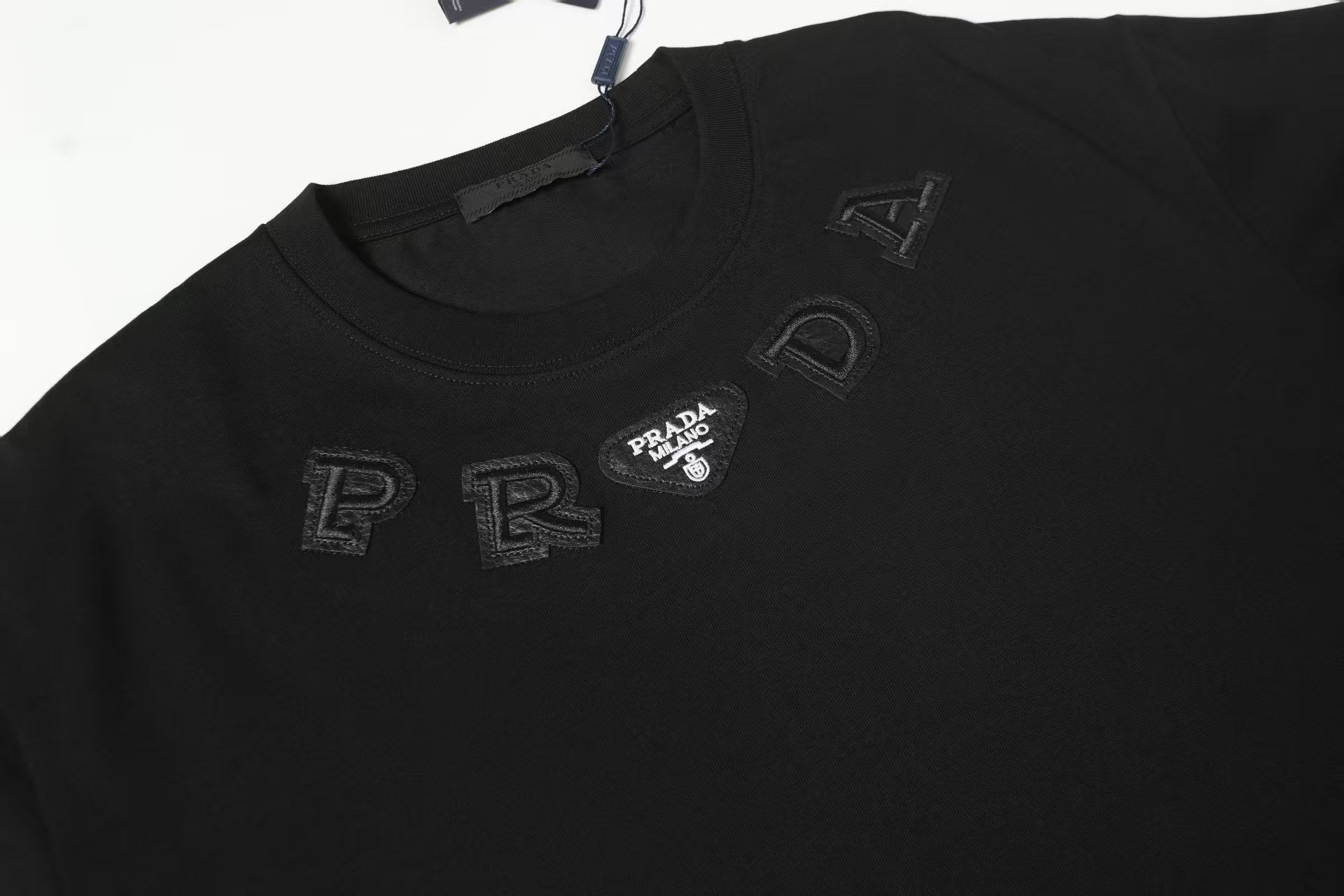 LuxluxHouse Best Quality Clothes T-shirt Prada
