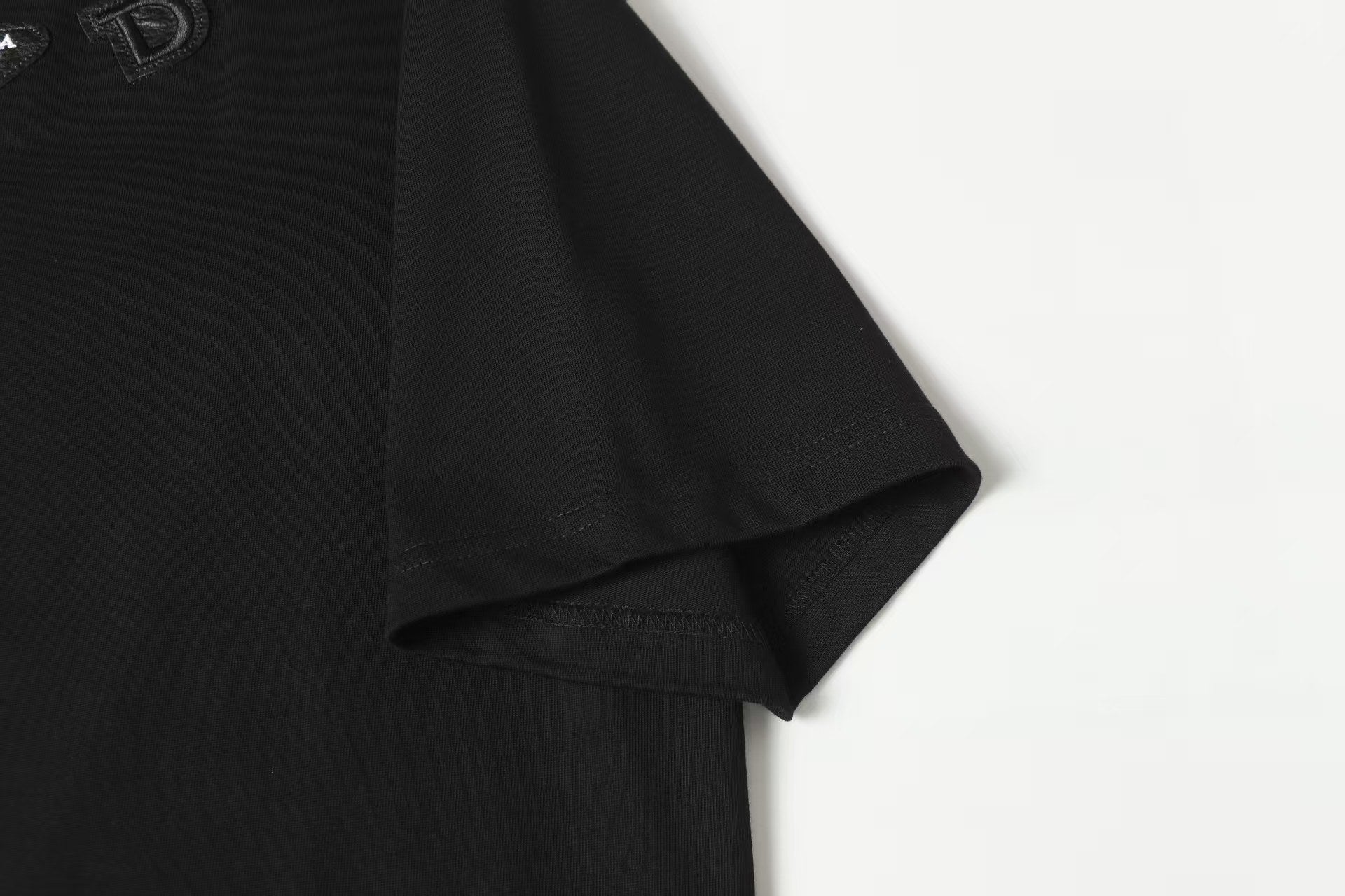 LuxluxHouse Best Quality Clothes T-shirt Prada