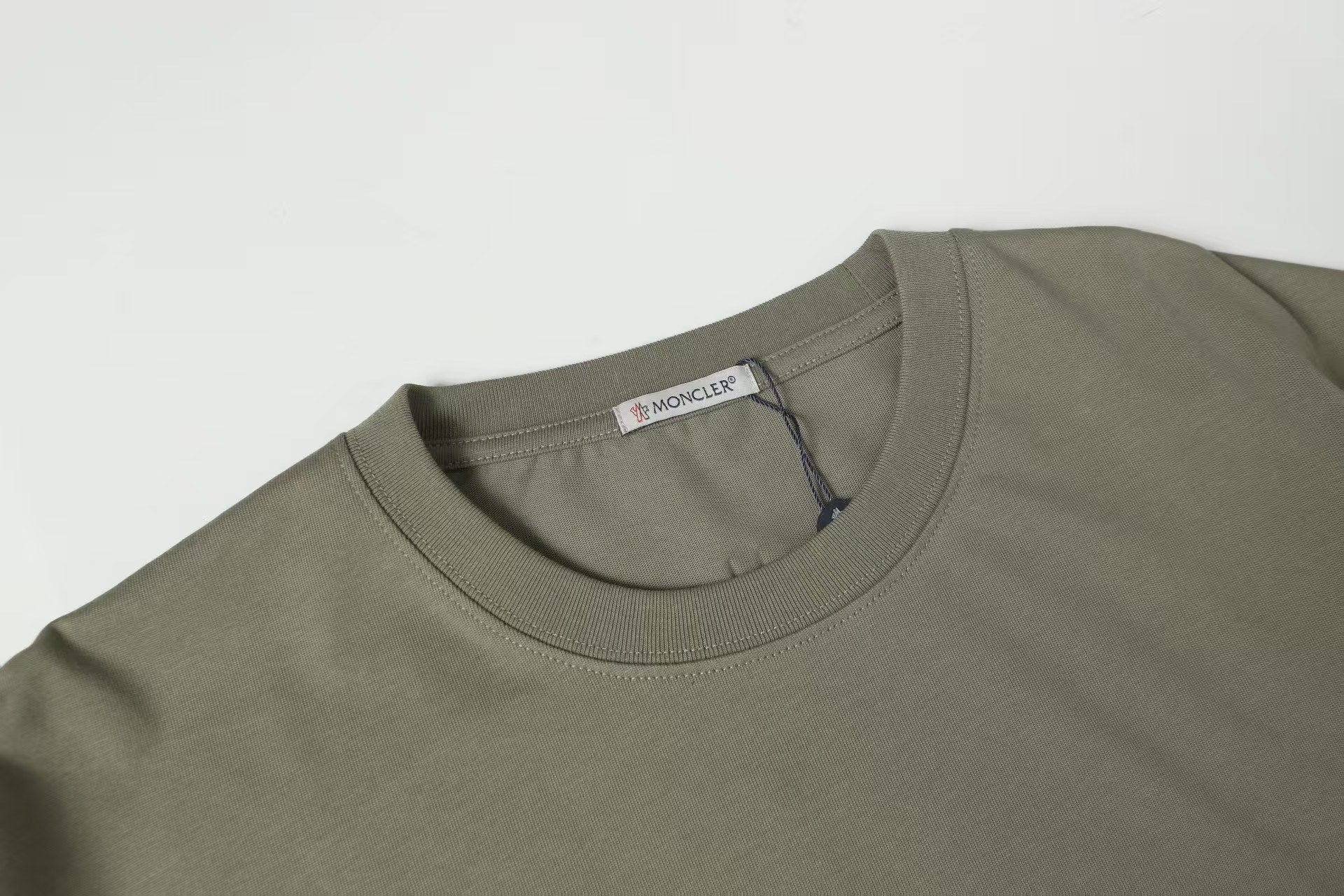 LuxluxHouse Best Quality Clothes T-shirt Moncler