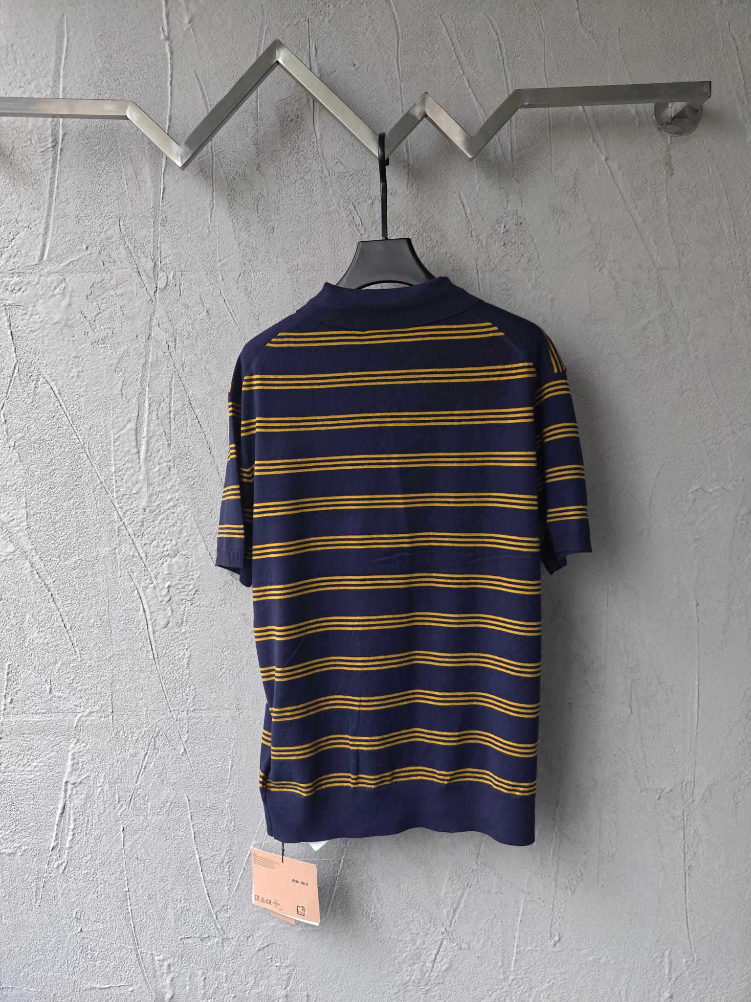 LuxluxHouse Best Quality Clothes Miu Miu T-shirt