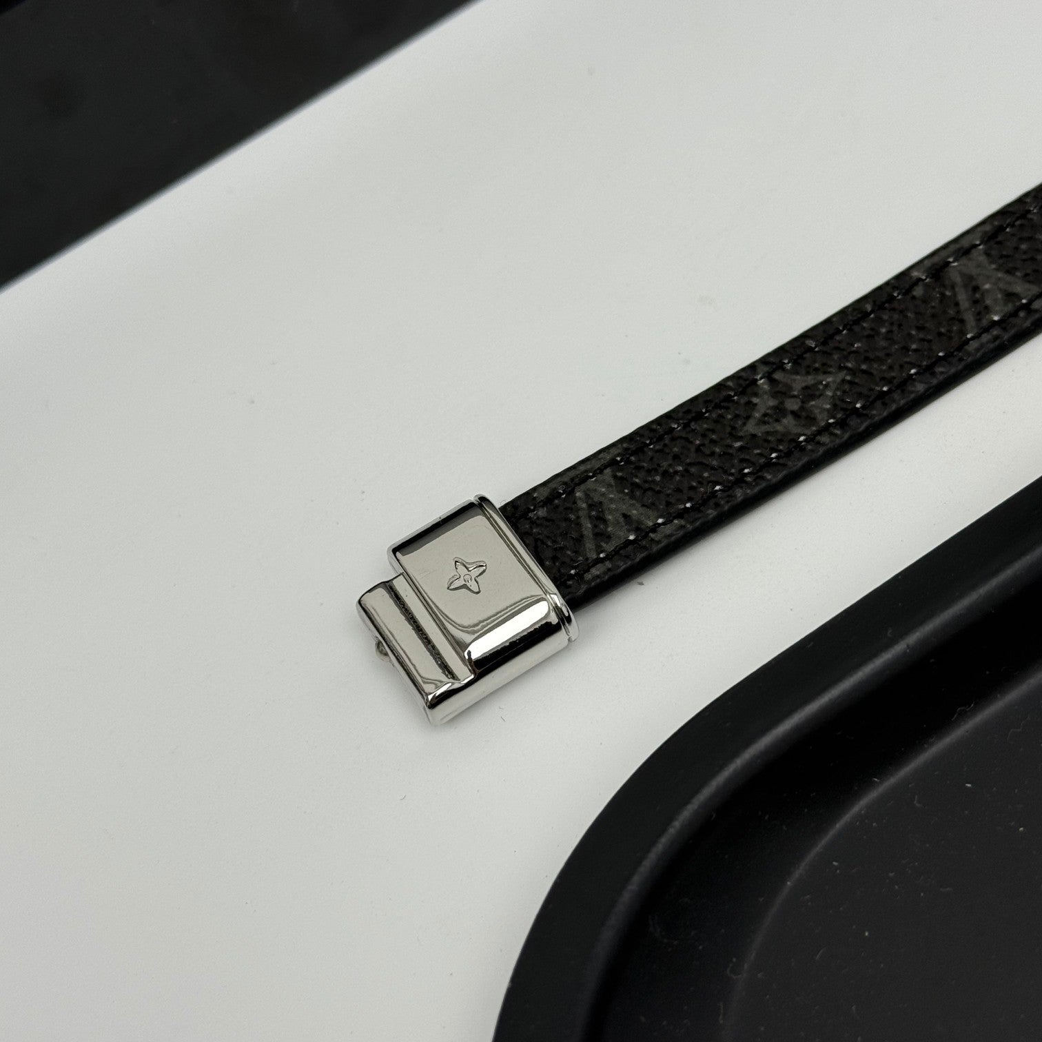 LuxluxHouse Best Quality Accessories Bracelet Louis Vuitton