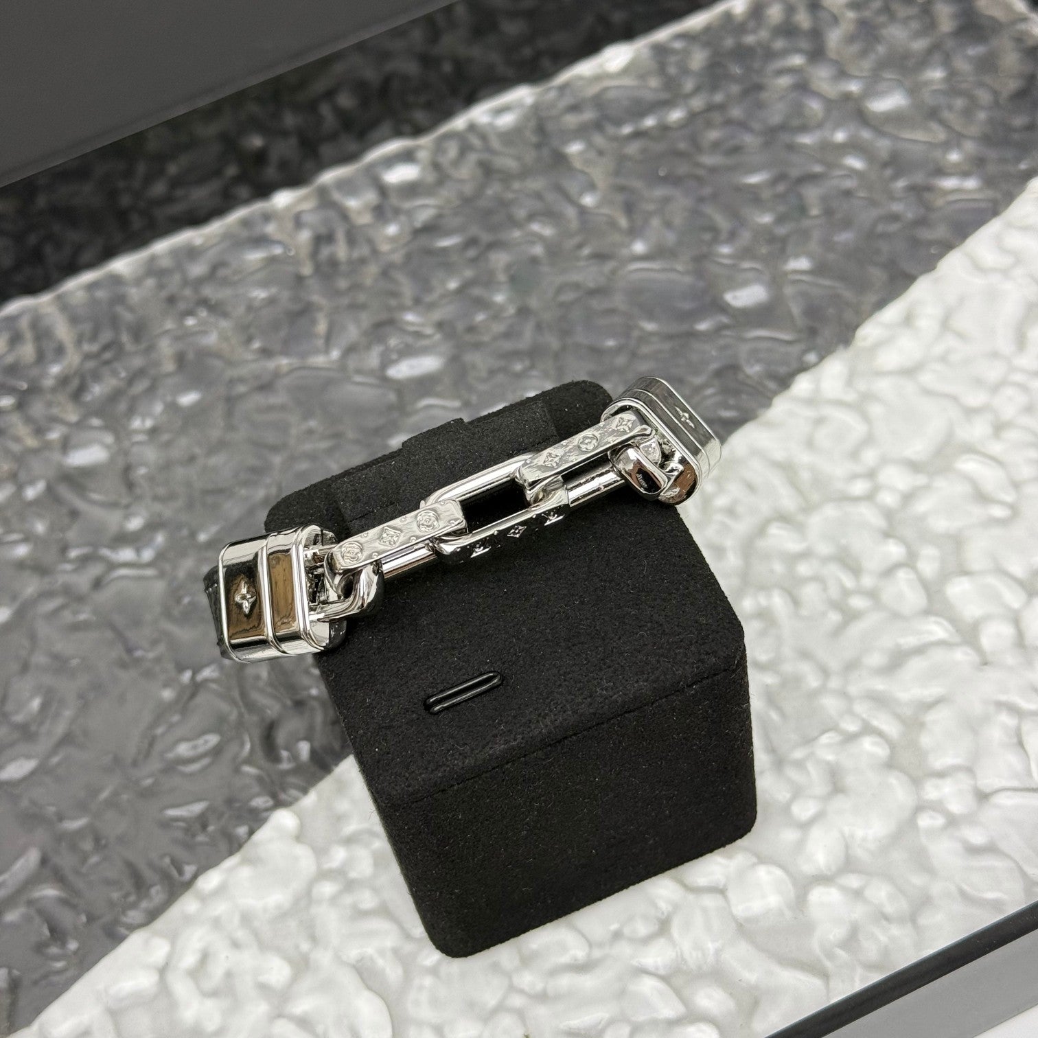 LuxluxHouse Best Quality Accessories Bracelet Louis Vuitton