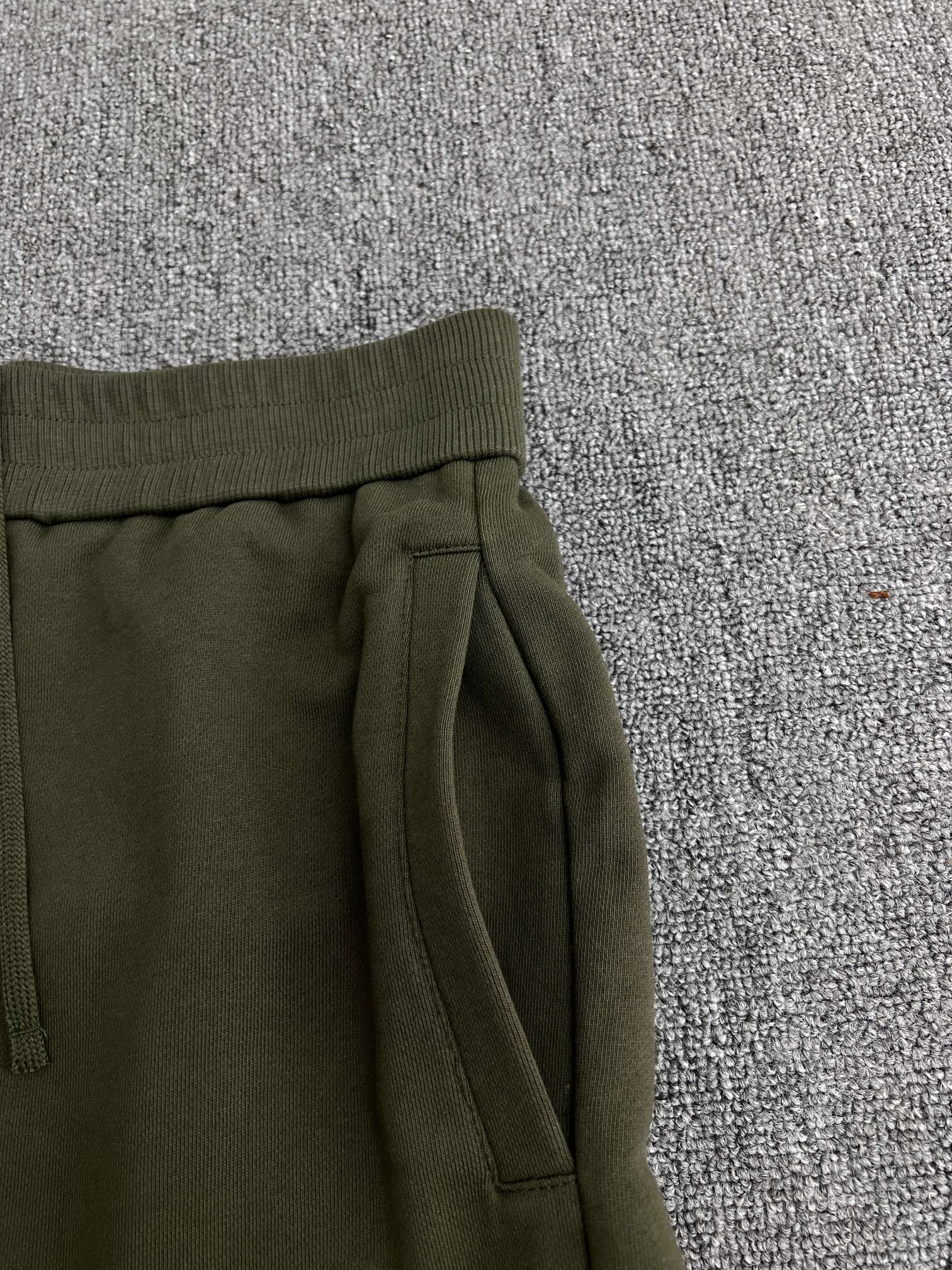 LuxluxHouse Best Quality Clothes Pants Moncler