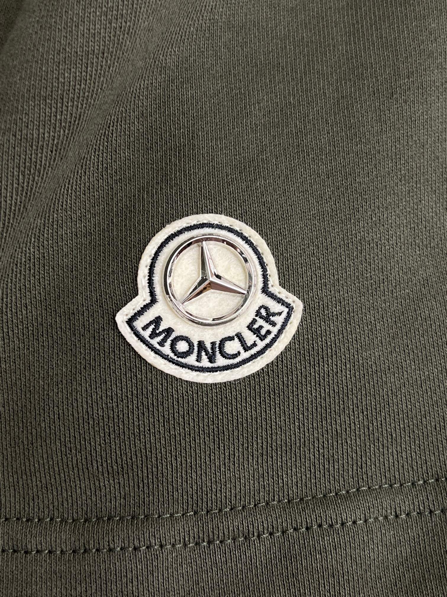LuxluxHouse Best Quality Clothes Pants Moncler