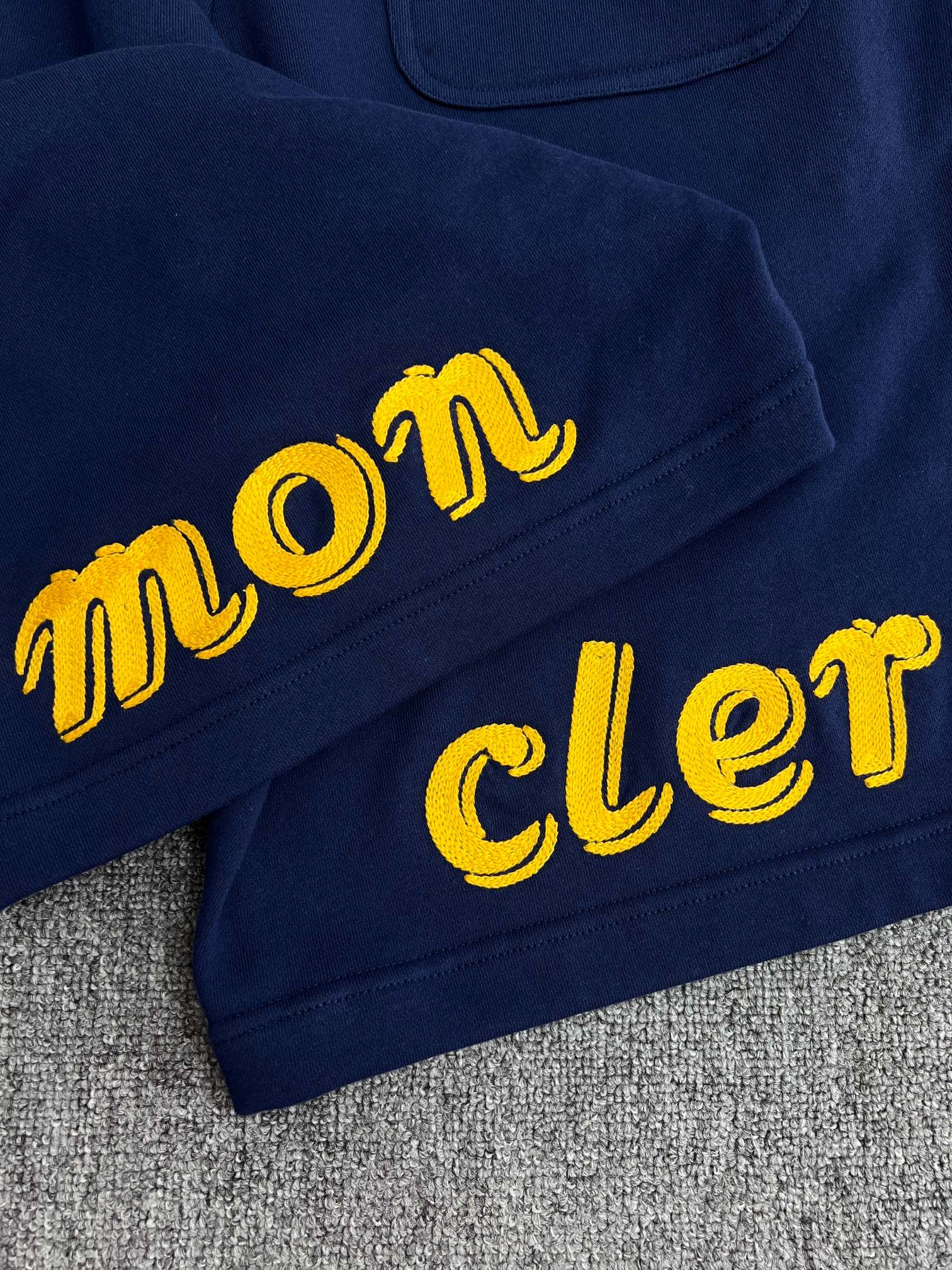 LuxluxHouse Best Quality Clothes Pants Moncler