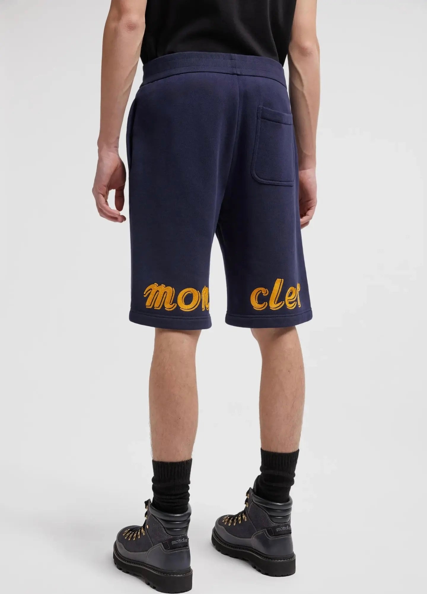 LuxluxHouse Best Quality Clothes Pants Moncler