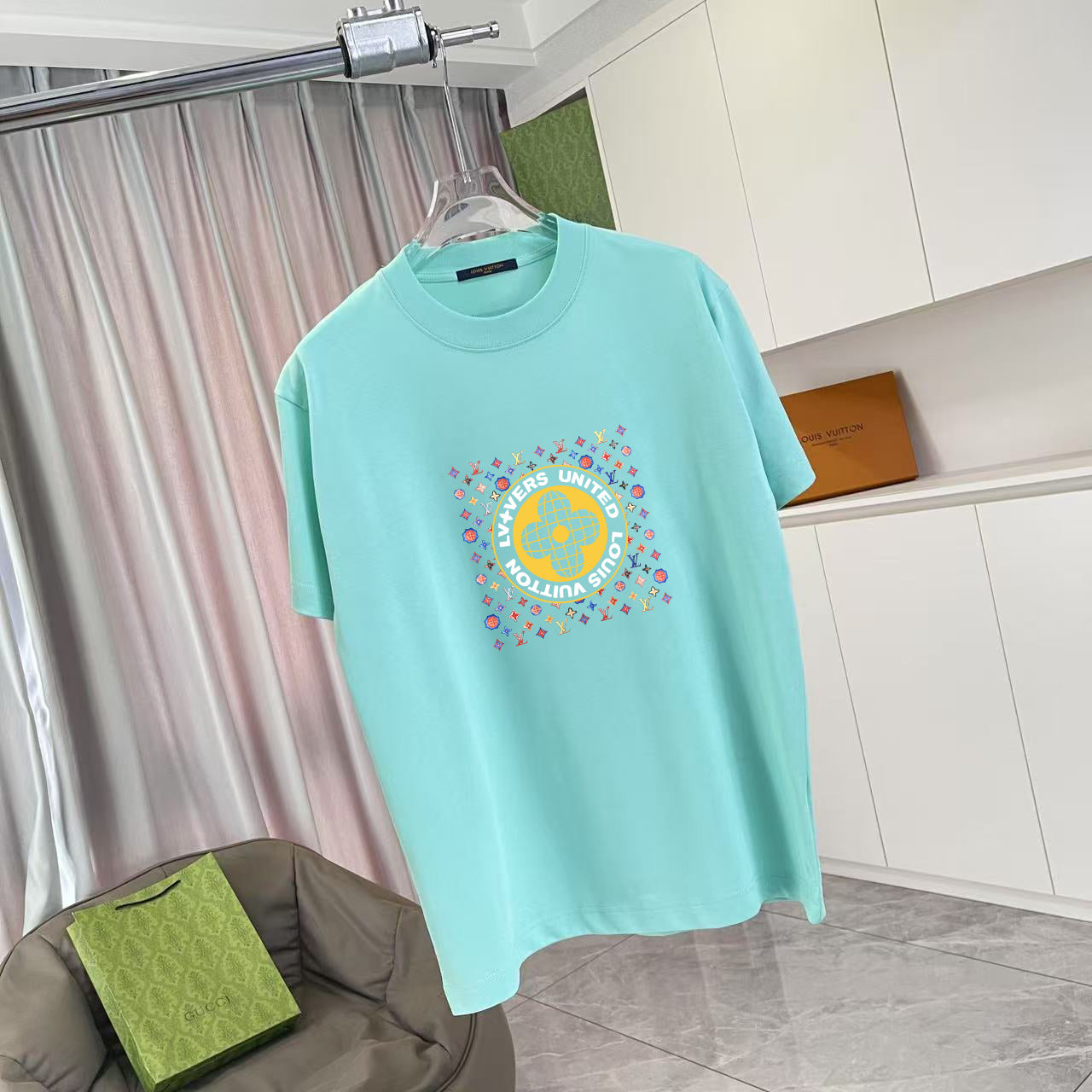 LuxluxHouse Best Quality Clothes T-shirt Louis Vuitton