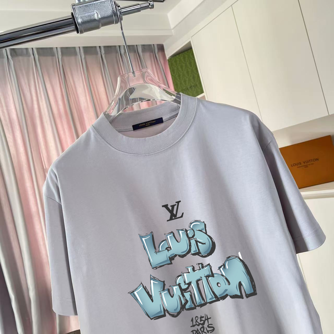 LuxluxHouse Best Quality Clothes T-shirt Louis Vuitton