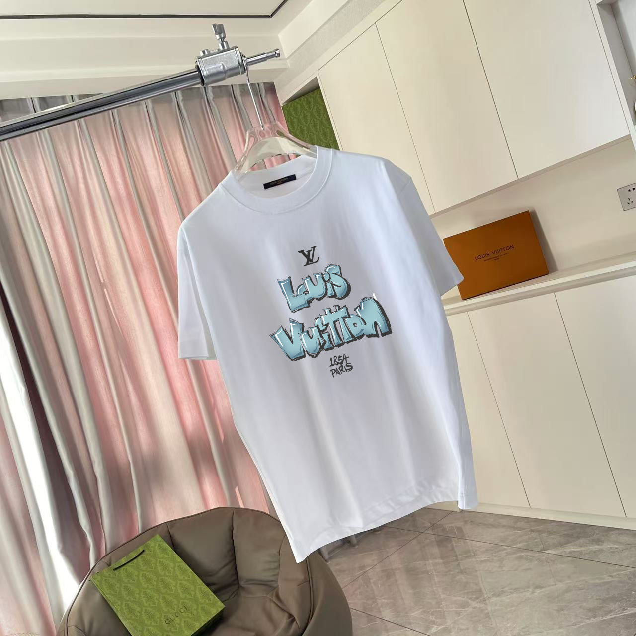 LuxluxHouse Best Quality Clothes T-shirt Louis Vuitton