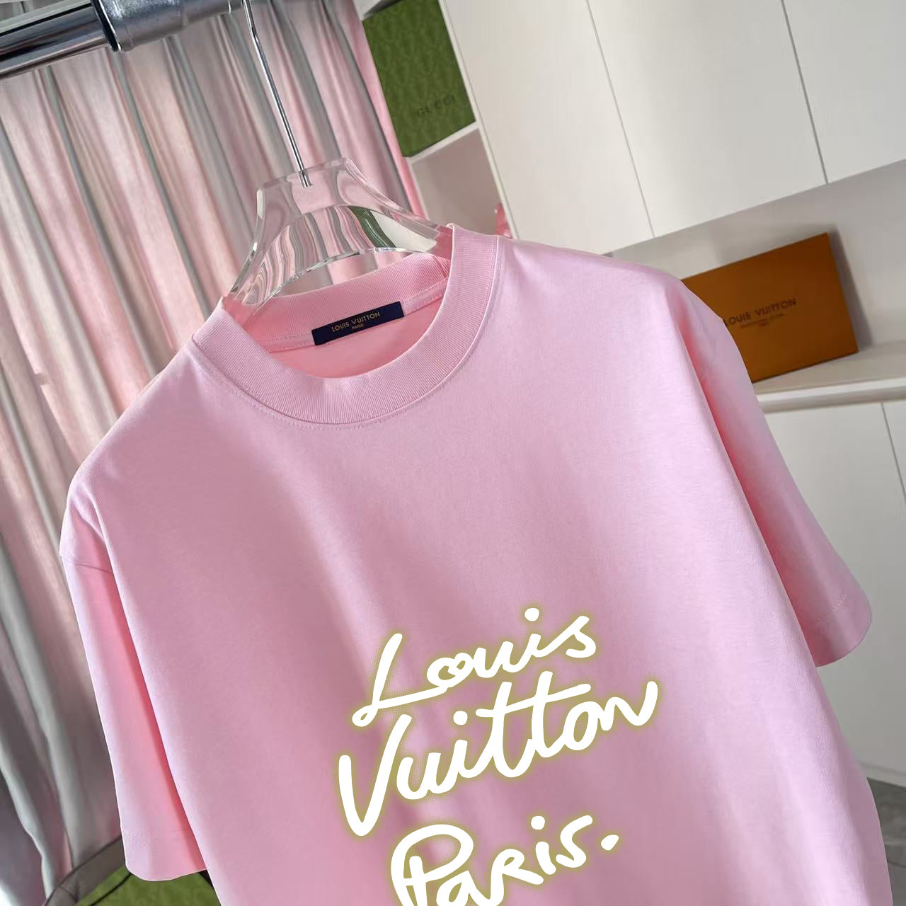 LuxluxHouse Best Quality Clothes T-shirt Louis Vuitton