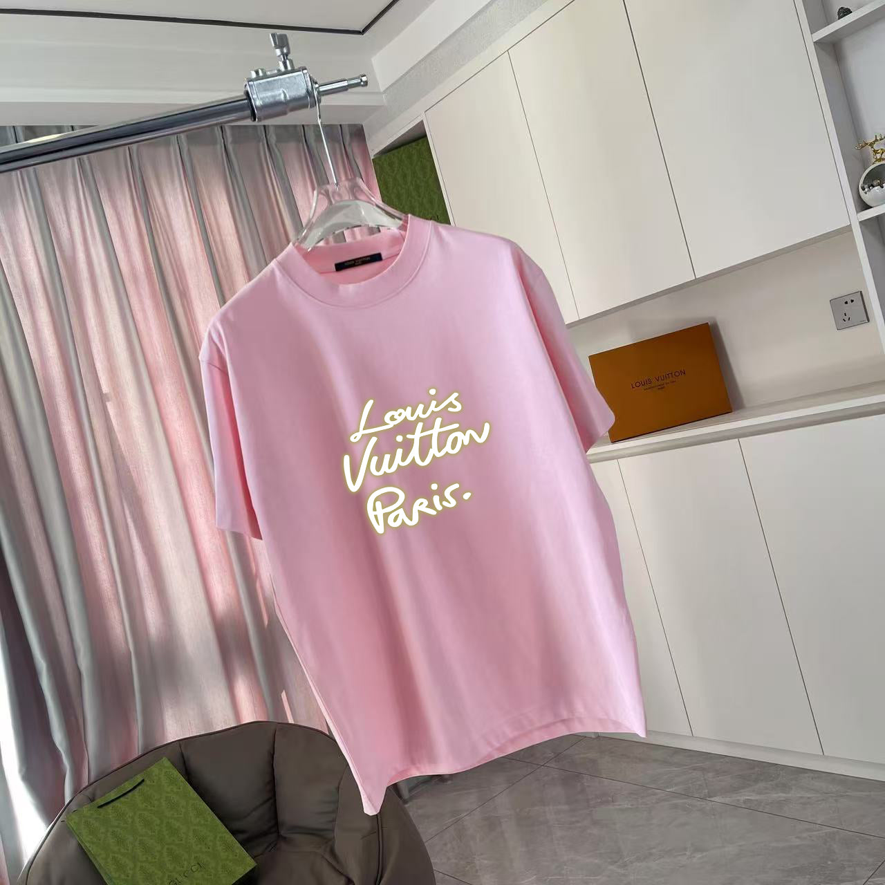 LuxluxHouse Best Quality Clothes T-shirt Louis Vuitton
