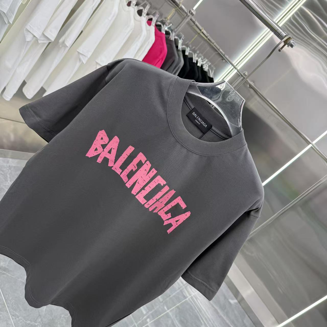 LuxluxHouse Best Quality Clothes Balenciaga T-shirt