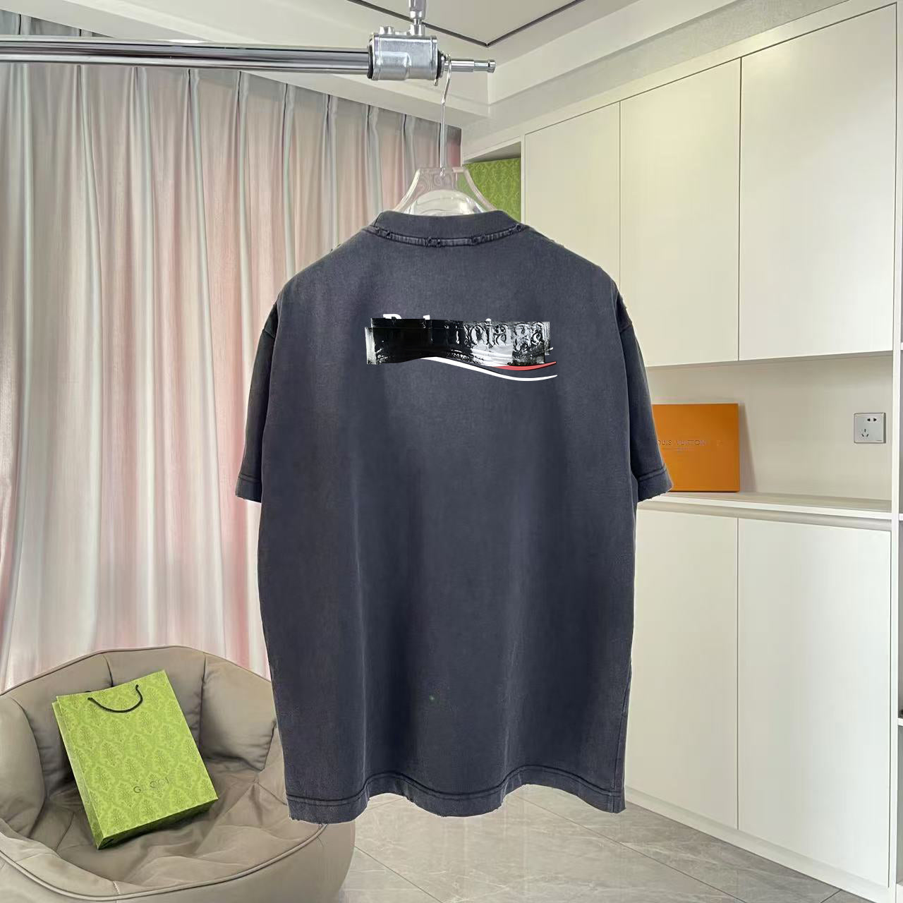 LuxluxHouse Best Quality Clothes Balenciaga T-shirt