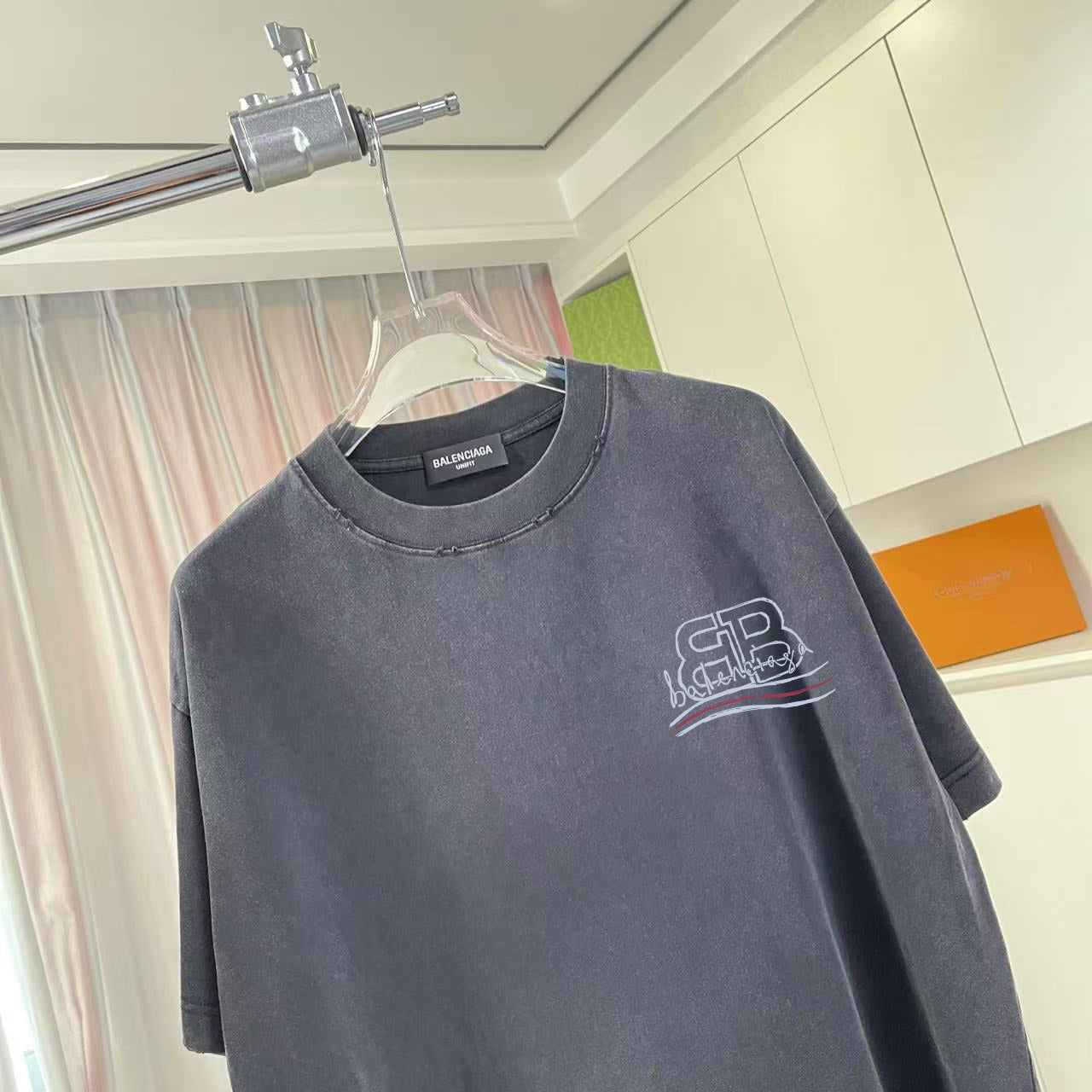 LuxluxHouse Best Quality Clothes Balenciaga T-shirt