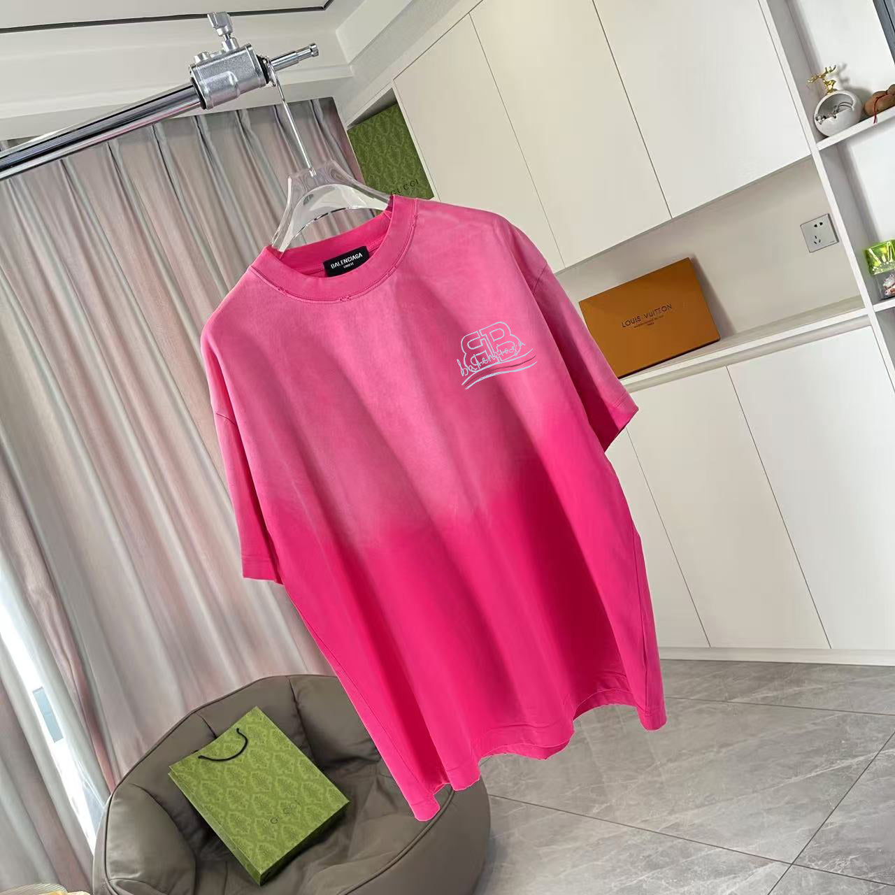LuxluxHouse Best Quality Clothes Balenciaga T-shirt