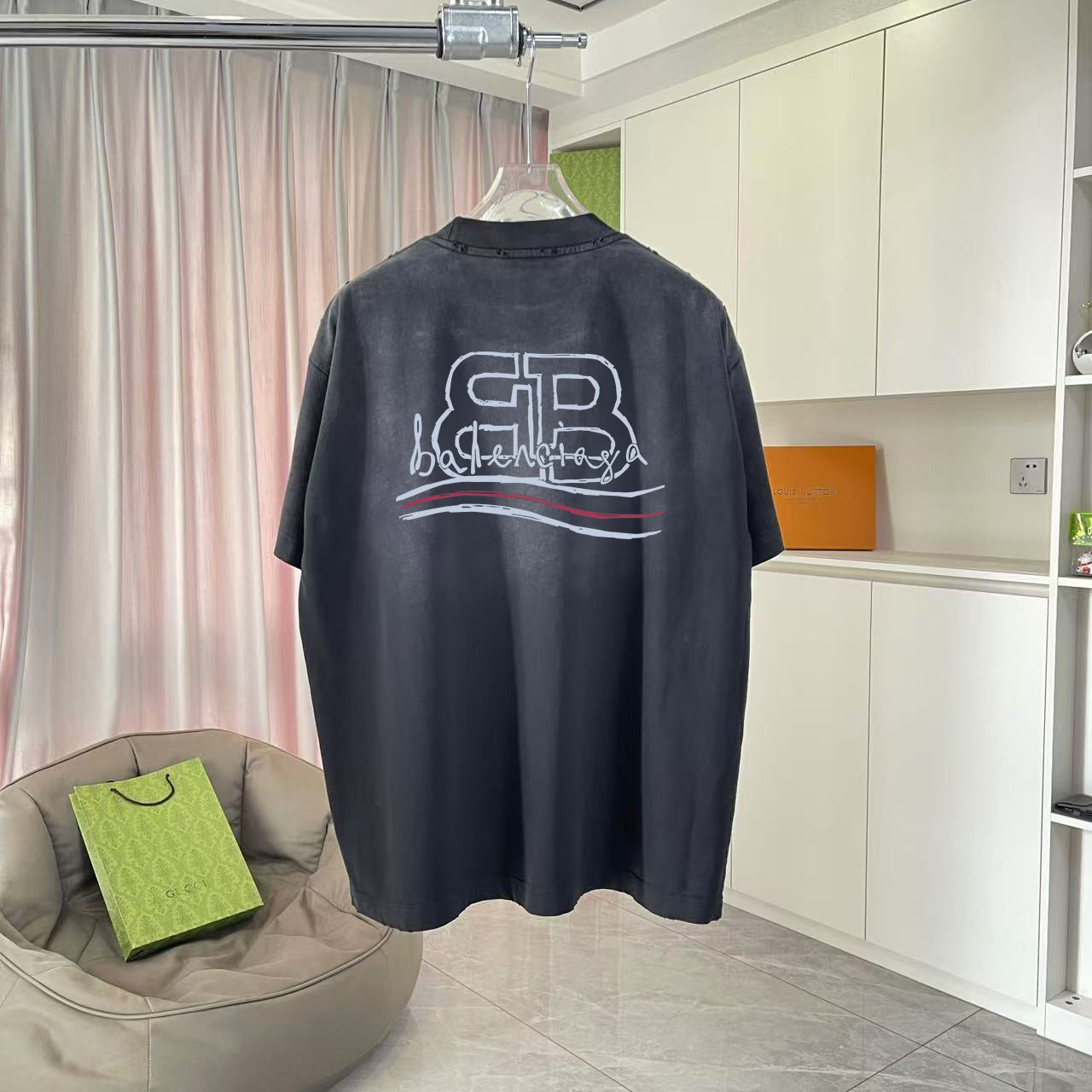 LuxluxHouse Best Quality Clothes Balenciaga T-shirt