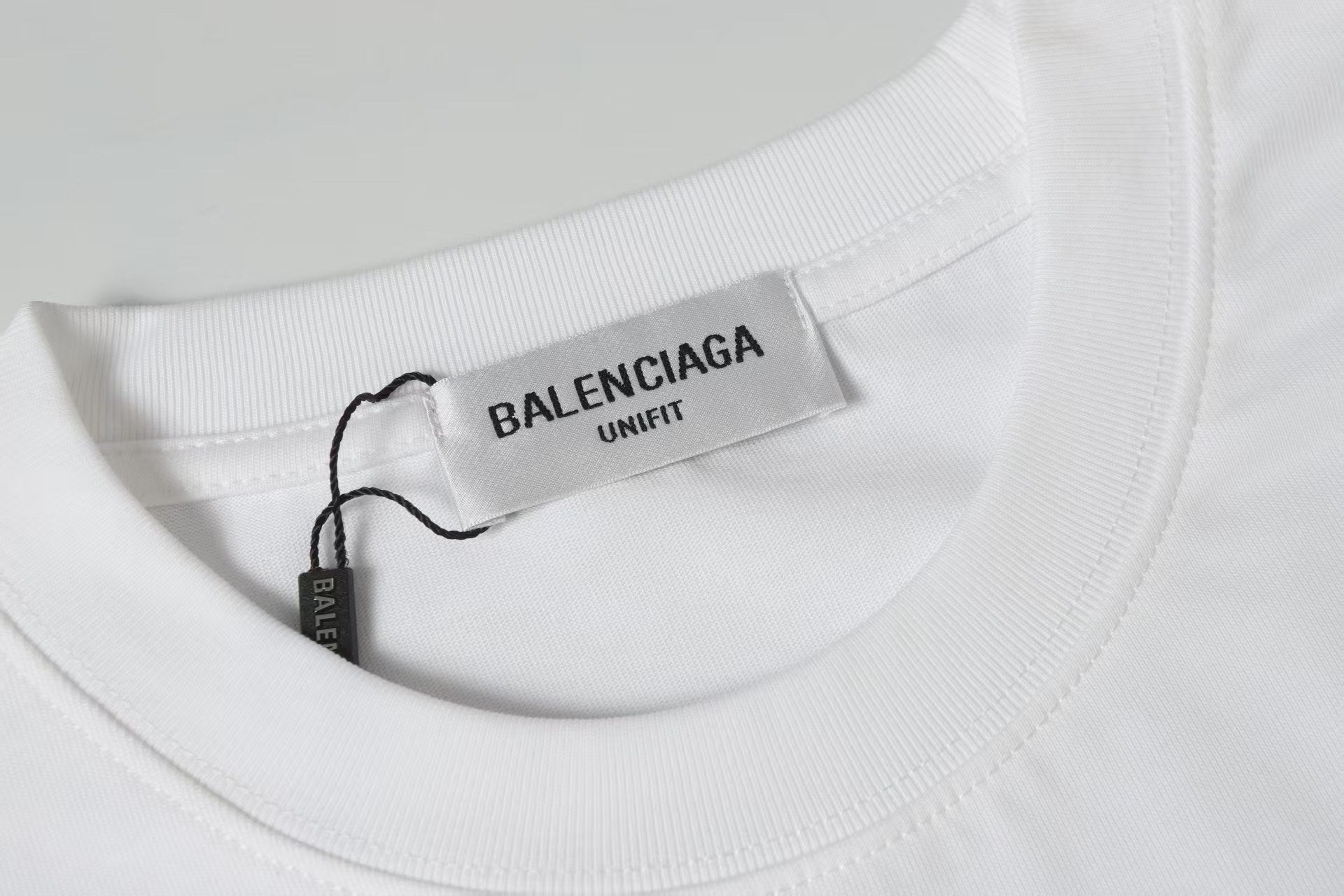 LuxluxHouse Best Quality Clothes Balenciaga T-shirt