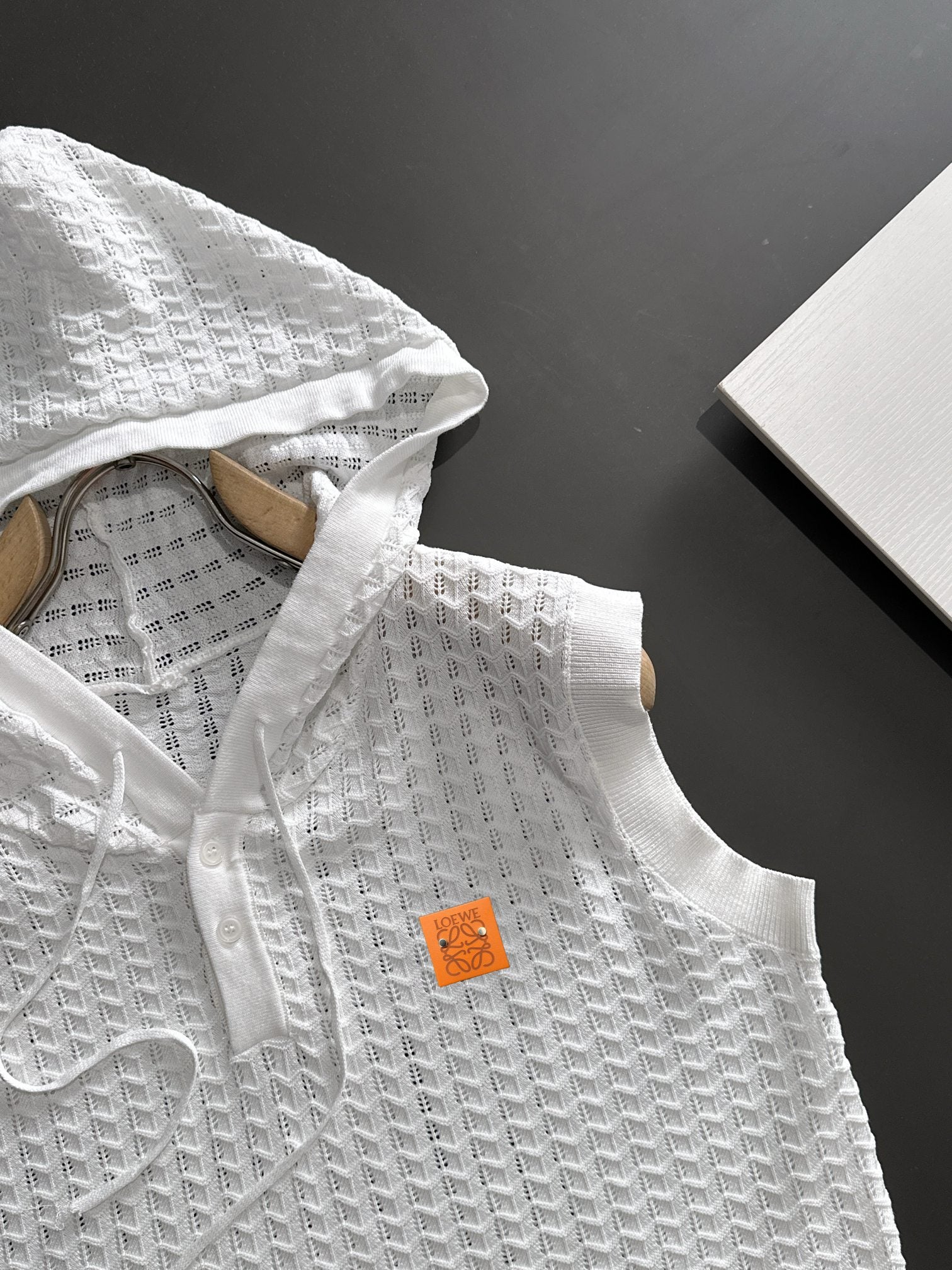 LuxluxHouse Best Quality Clothes T-shirt Loewe