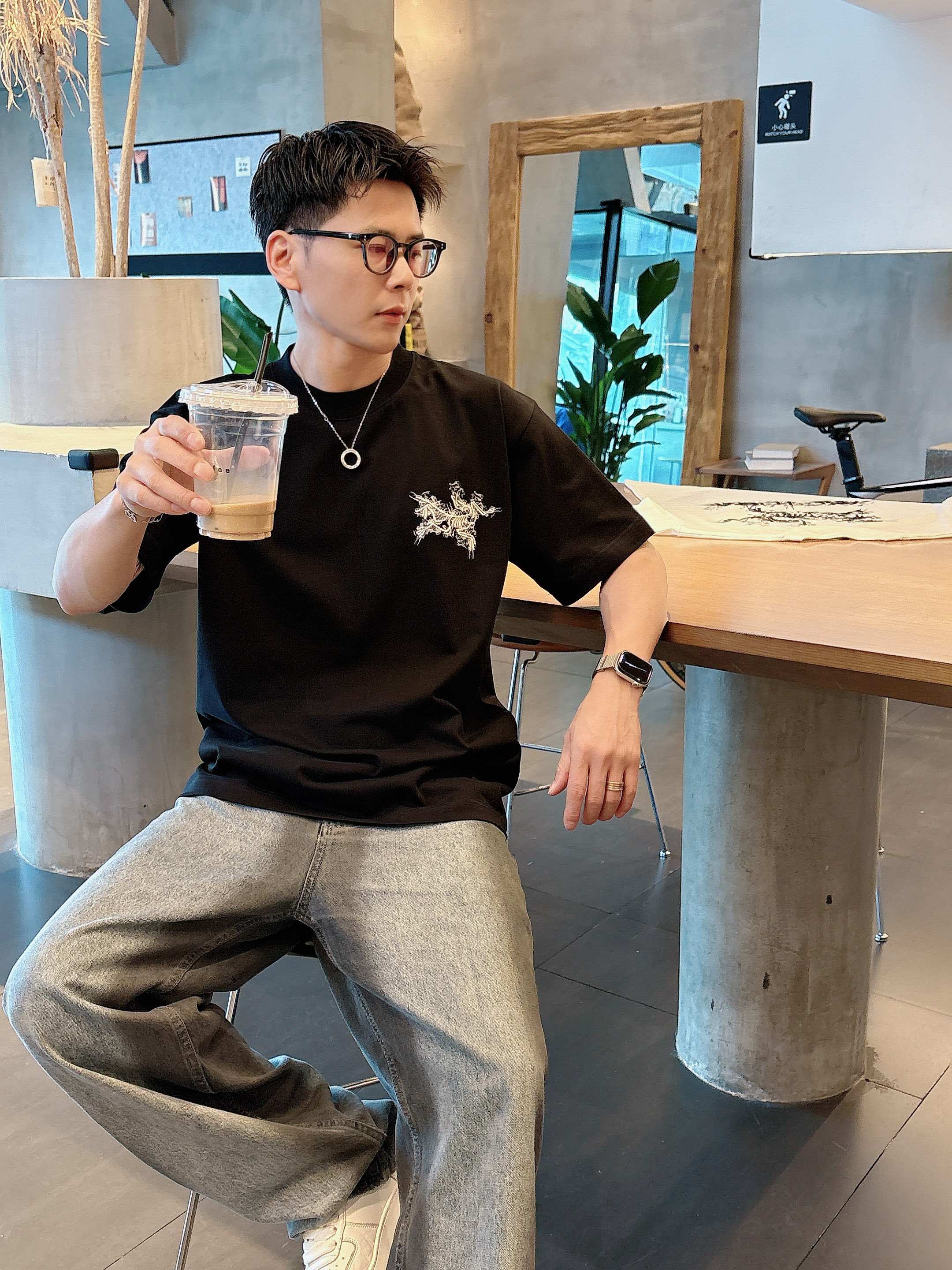 LuxluxHouse Best Quality Clothes T-shirt Arcteryx