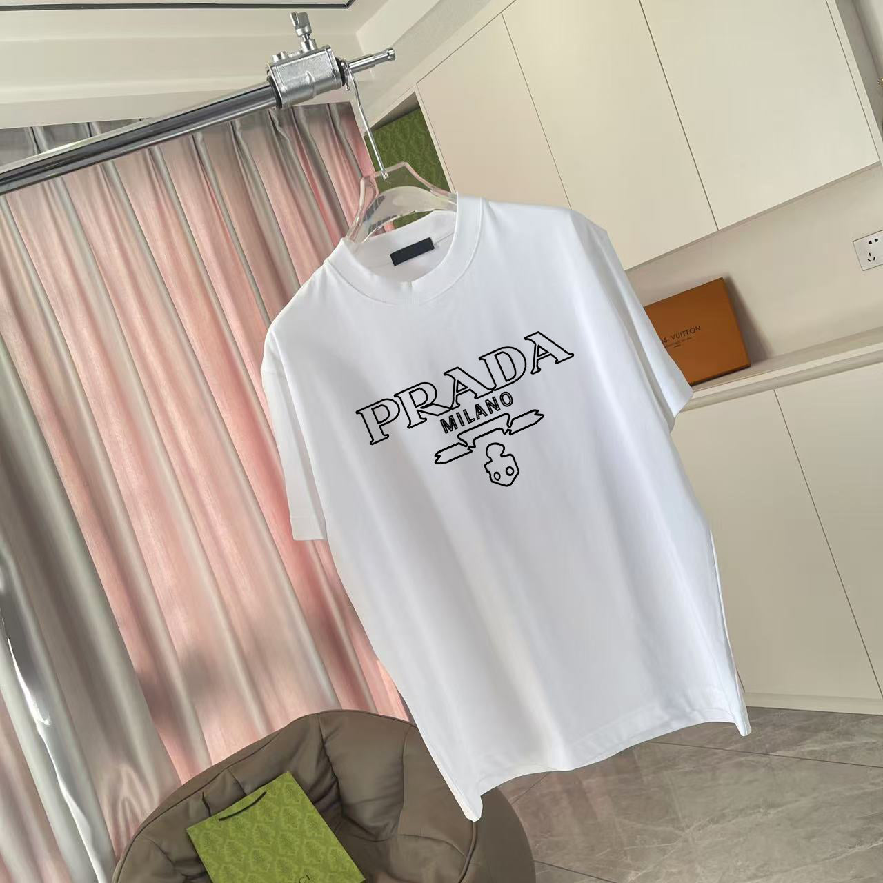LuxluxHouse Best Quality Clothes T-shirt Prada