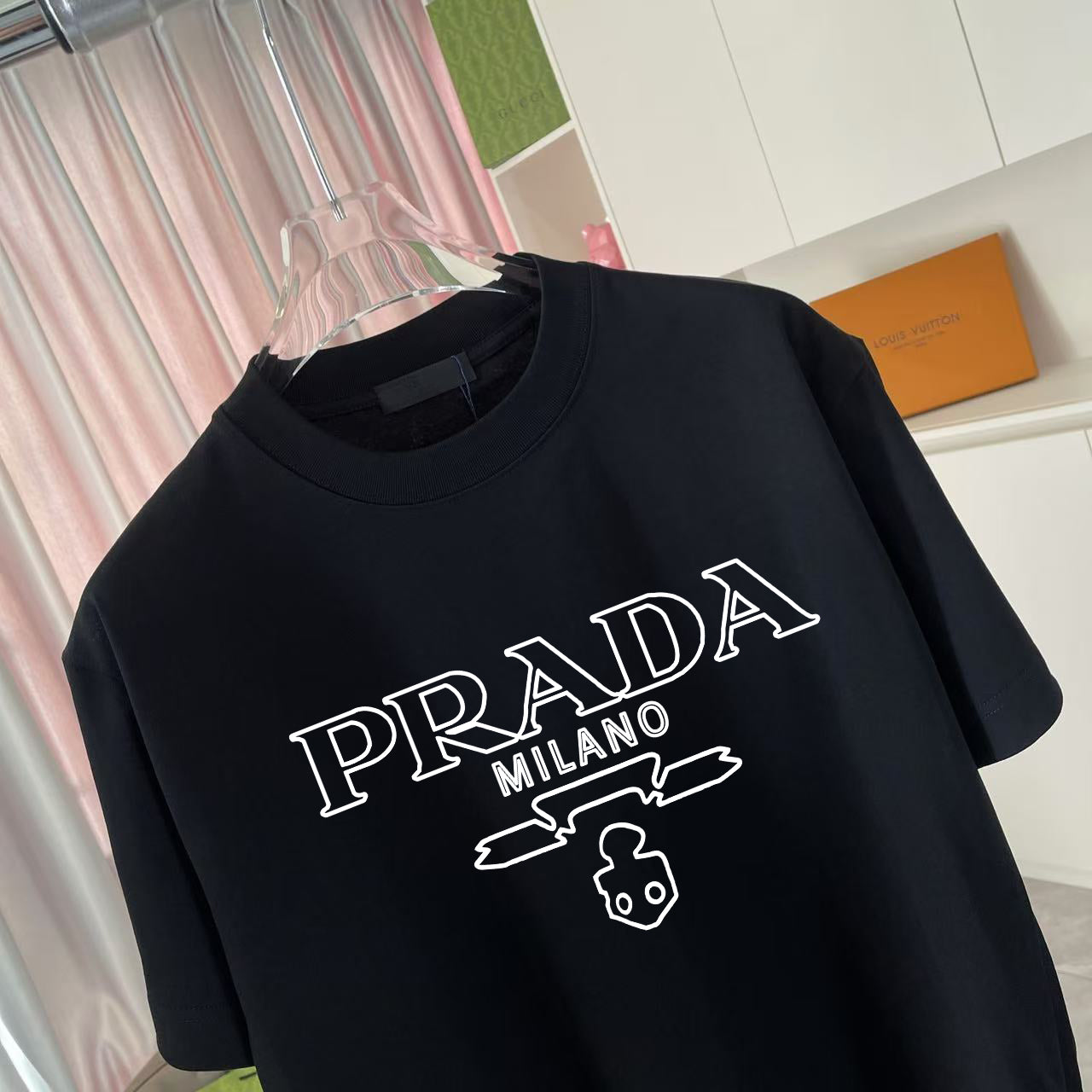 LuxluxHouse Best Quality Clothes T-shirt Prada