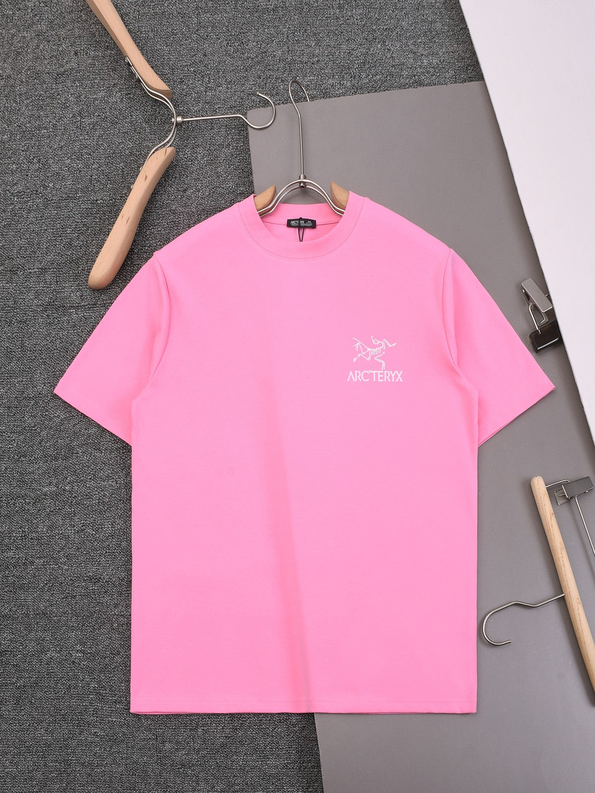 LuxluxHouse Best Quality Clothes T-shirt Arcteryx