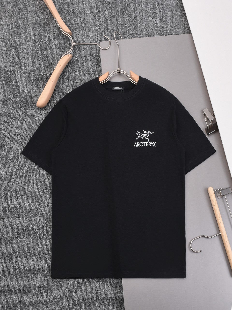 LuxluxHouse Best Quality Clothes T-shirt Arcteryx