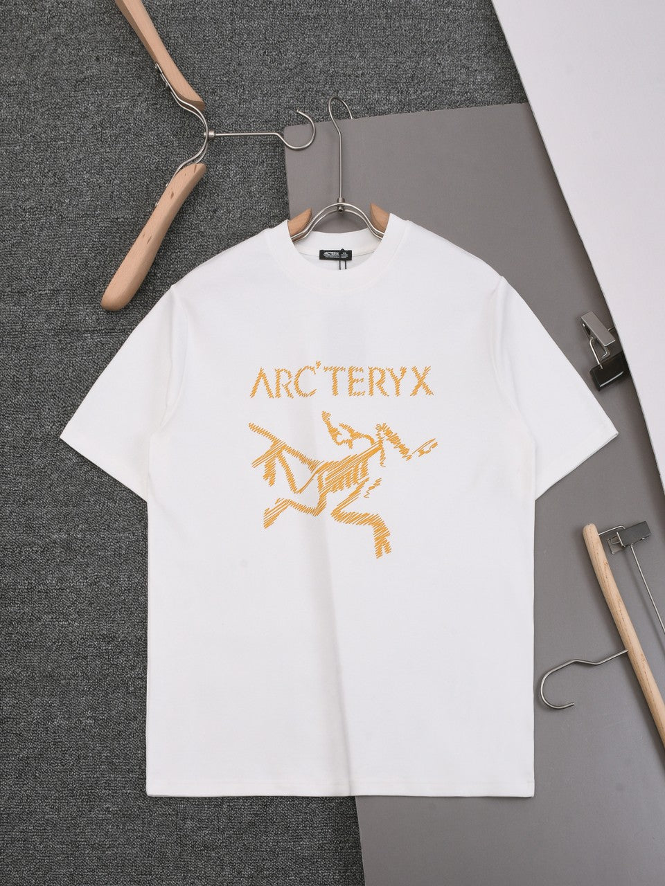 LuxluxHouse Best Quality Clothes T-shirt Arcteryx