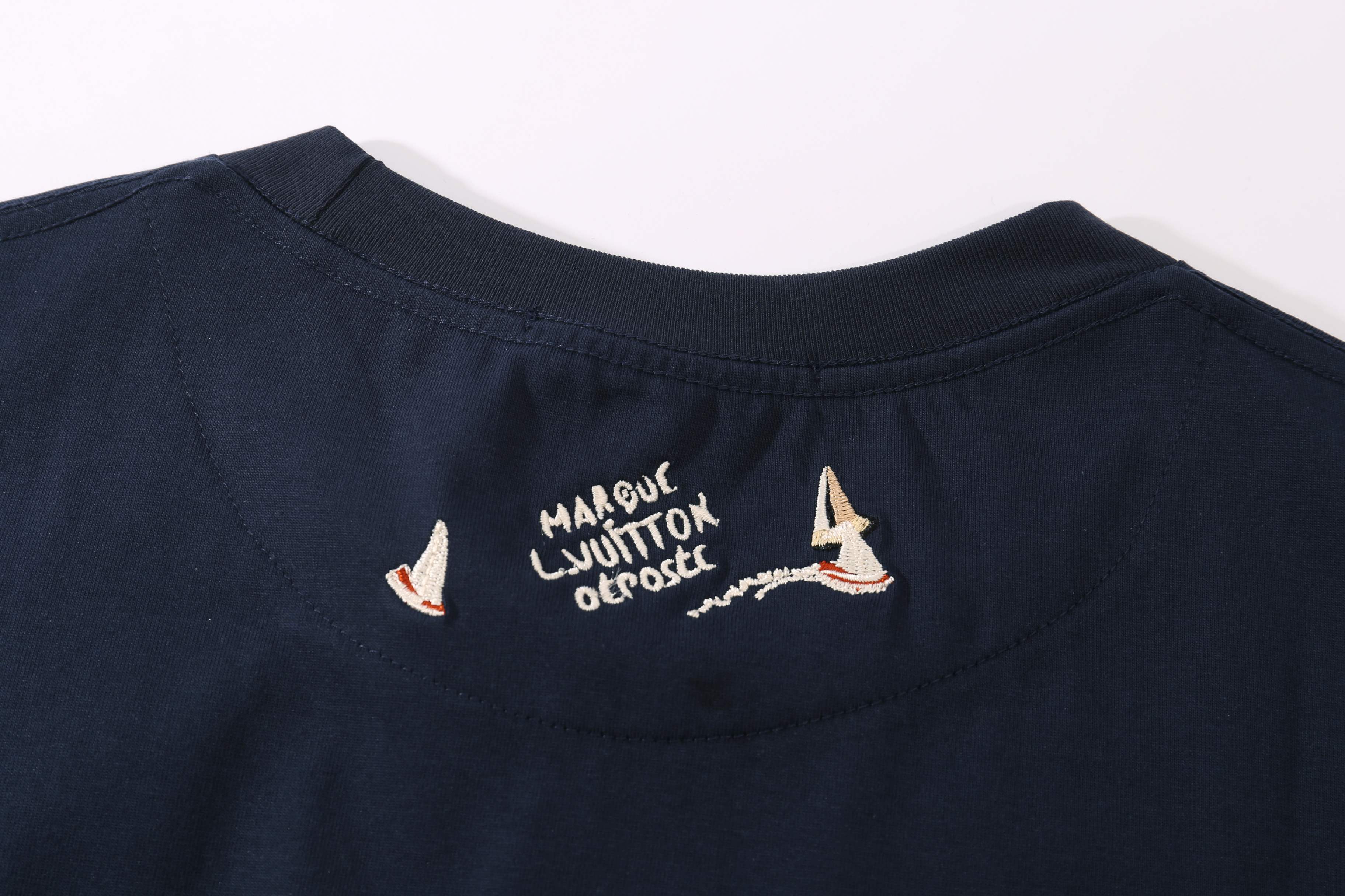 LuxluxHouse Best Quality Clothes T-shirt Louis Vuitton