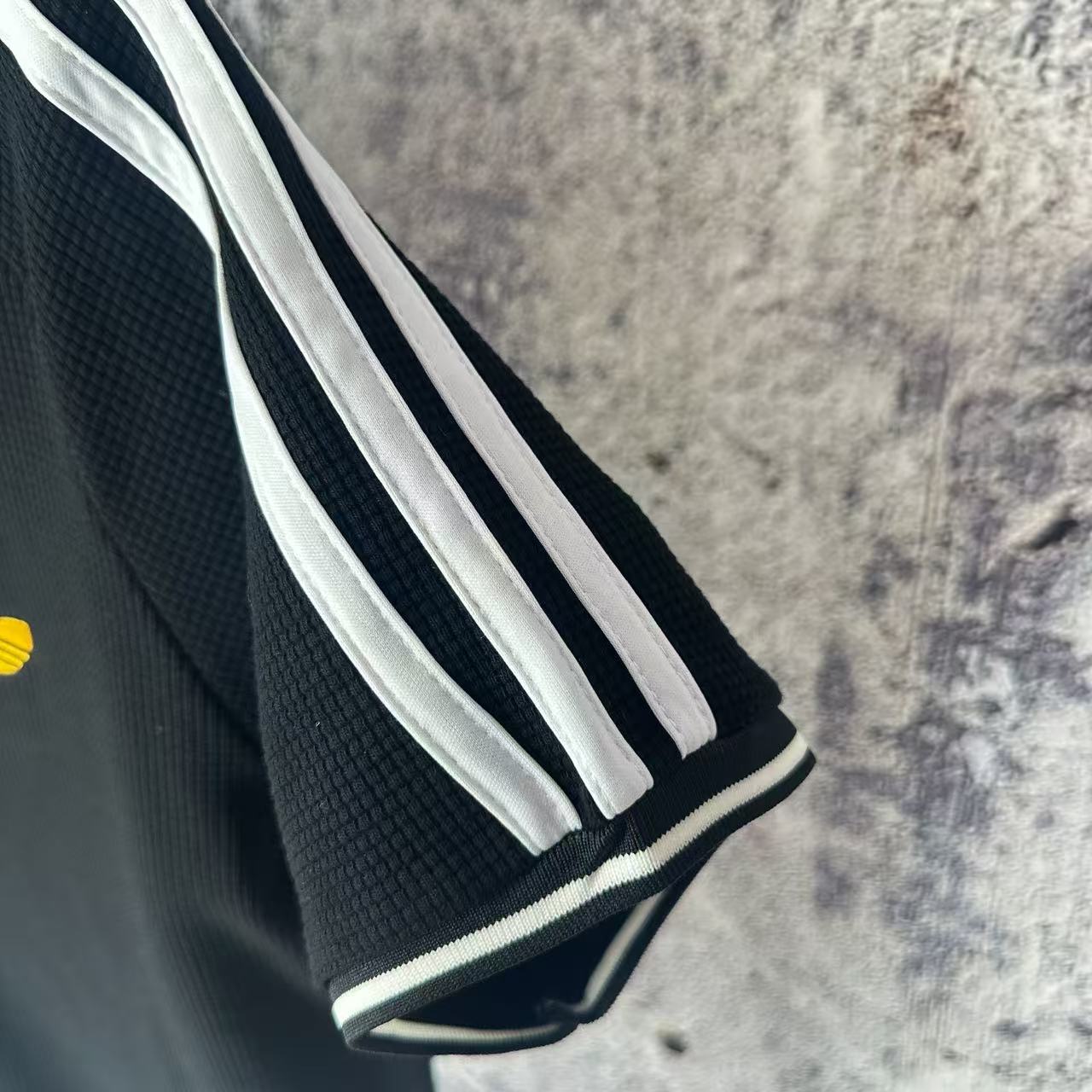 LuxluxHouse Best Quality Clothes Nike & Adidas T-shirt