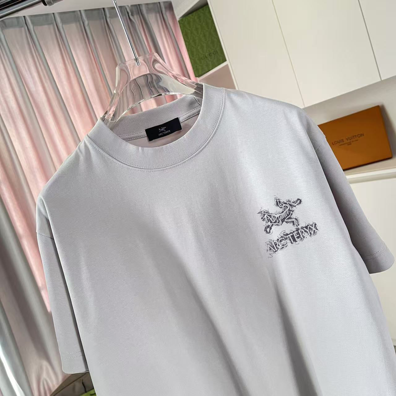 LuxluxHouse Best Quality Clothes T-shirt Arcteryx