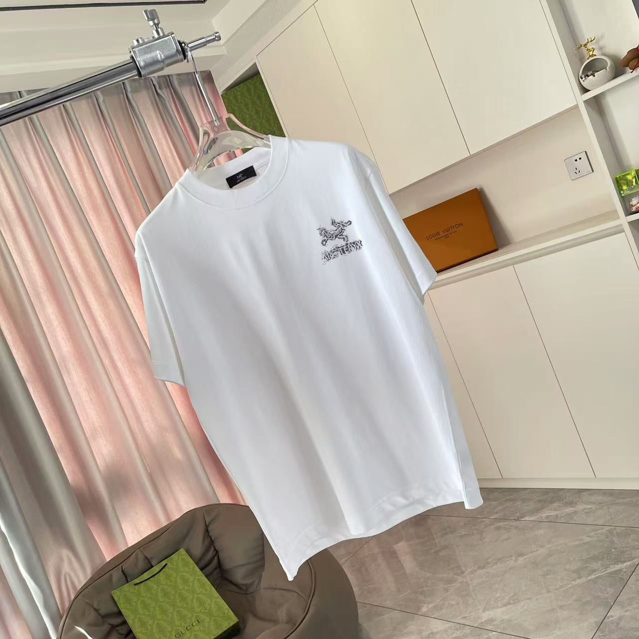 LuxluxHouse Best Quality Clothes T-shirt Arcteryx