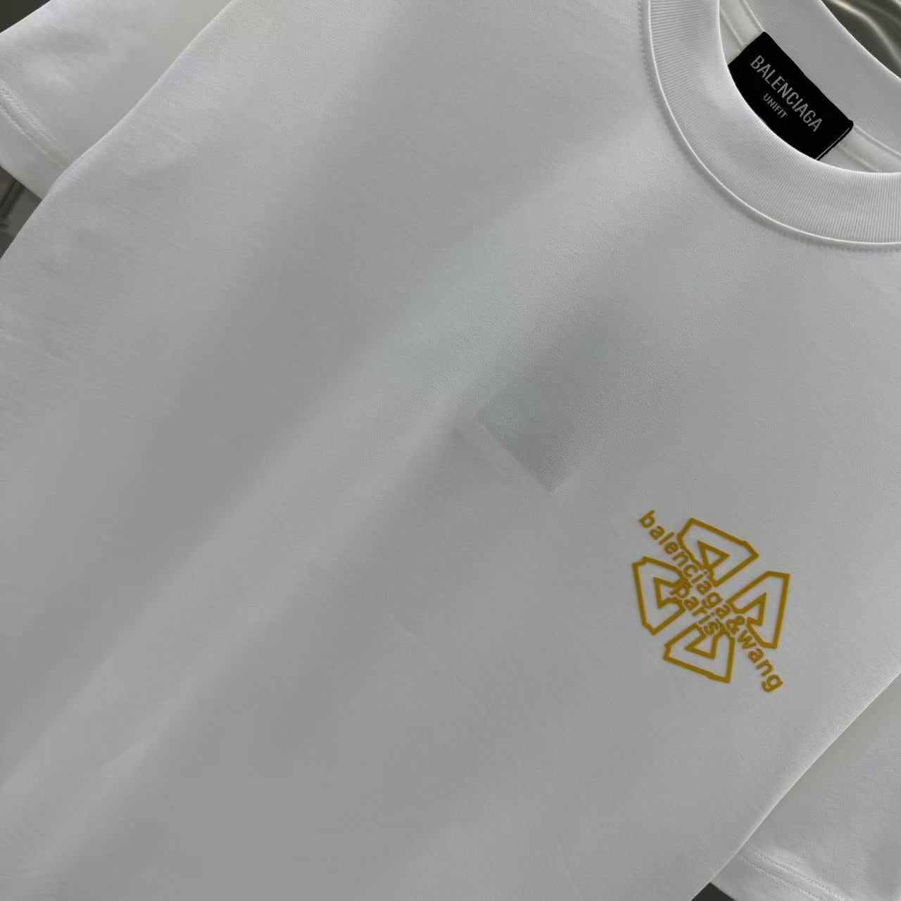 LuxluxHouse Best Quality Clothes Balenciaga T-shirt