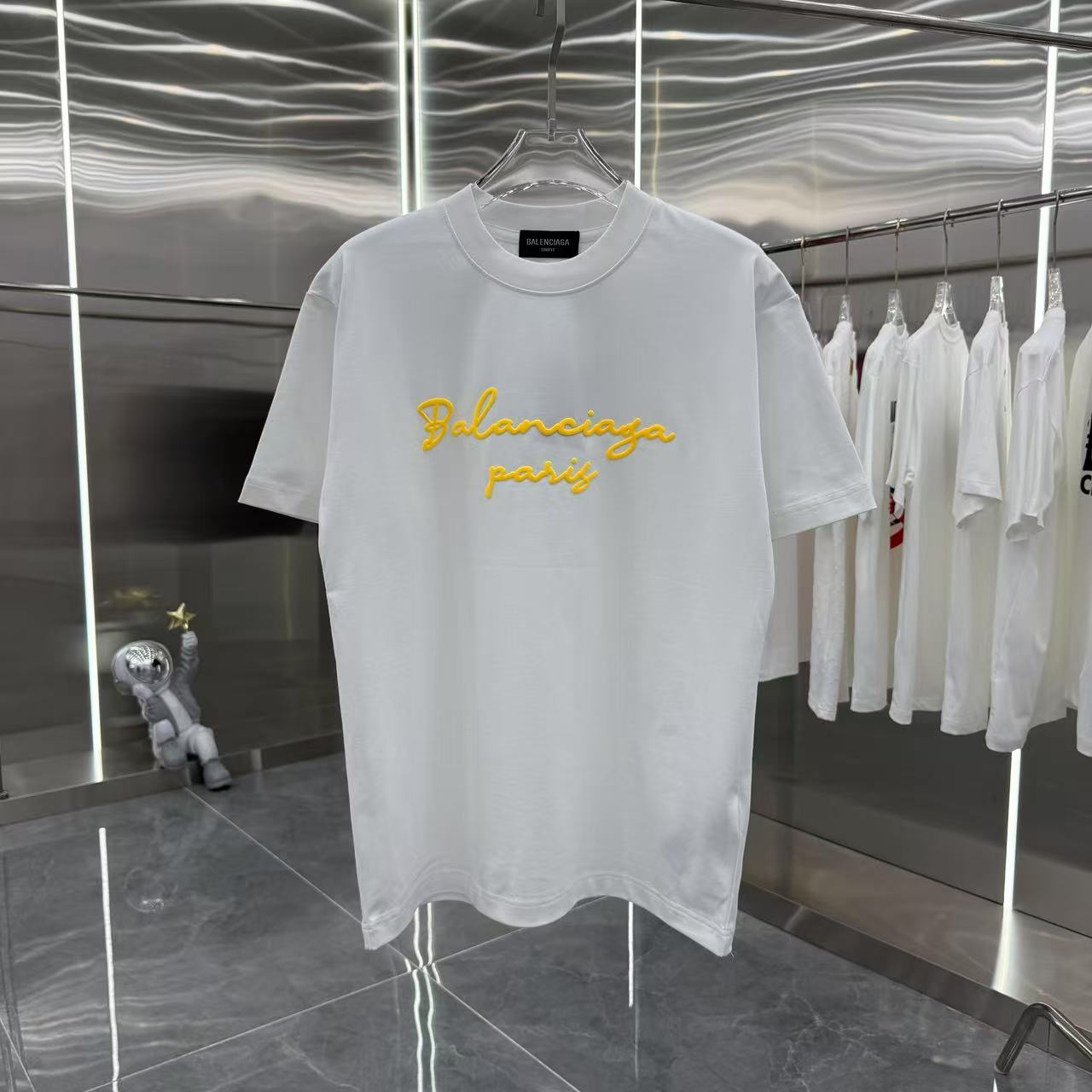 LuxluxHouse Best Quality Clothes Balenciaga T-shirt