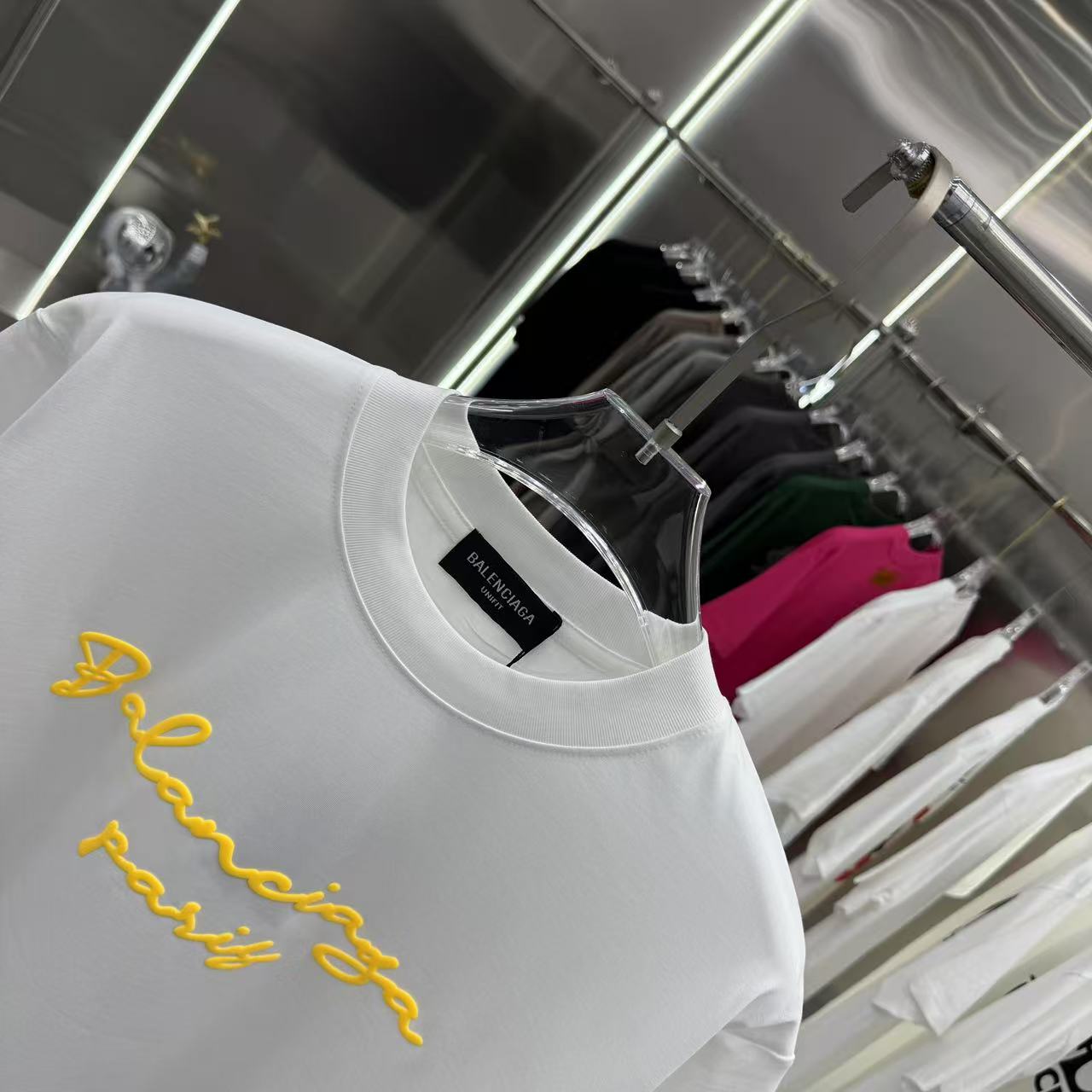 LuxluxHouse Best Quality Clothes Balenciaga T-shirt