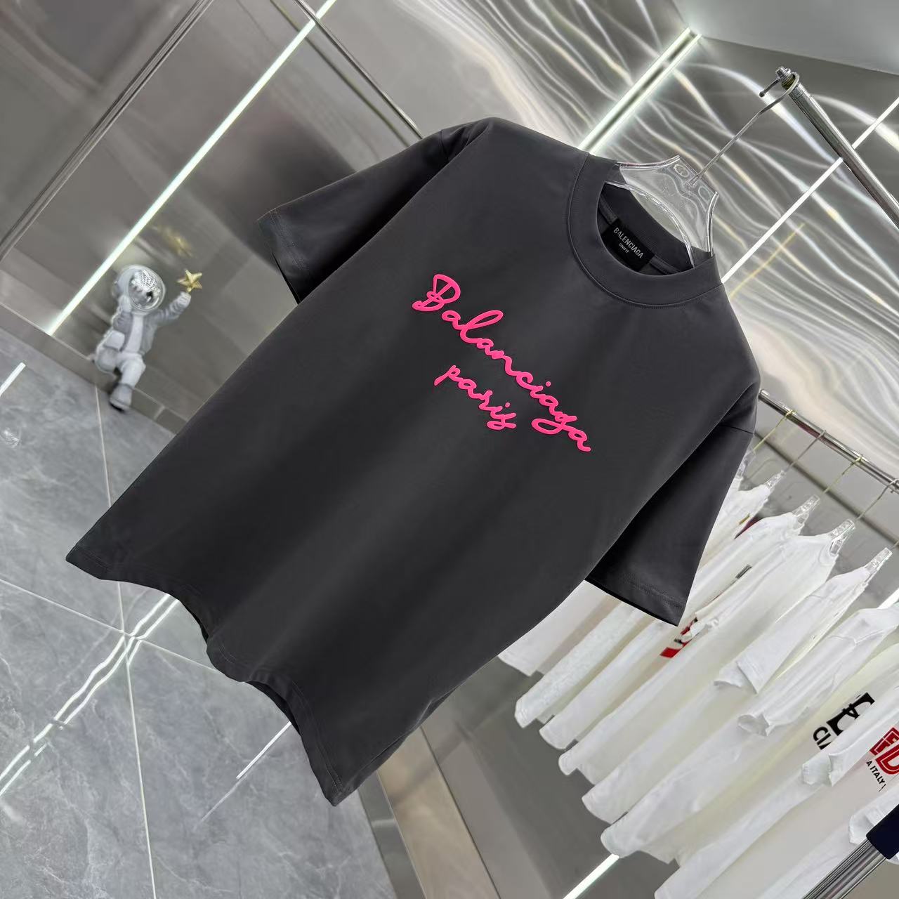 LuxluxHouse Best Quality Clothes Balenciaga T-shirt