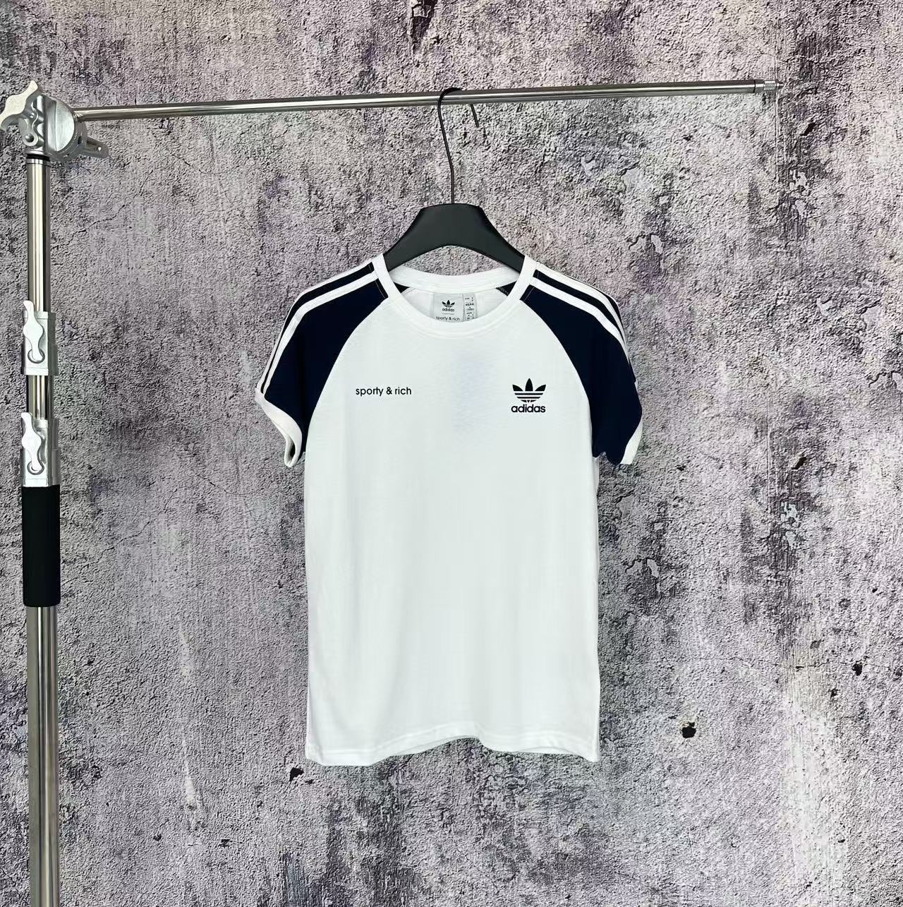 LuxluxHouse Best Quality Clothes Nike & Adidas T-shirt