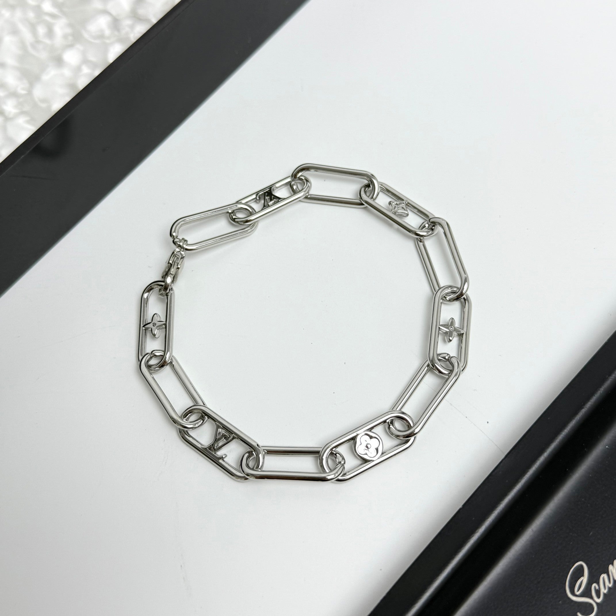 LuxluxHouse Best Quality Accessories Bracelet Louis Vuitton